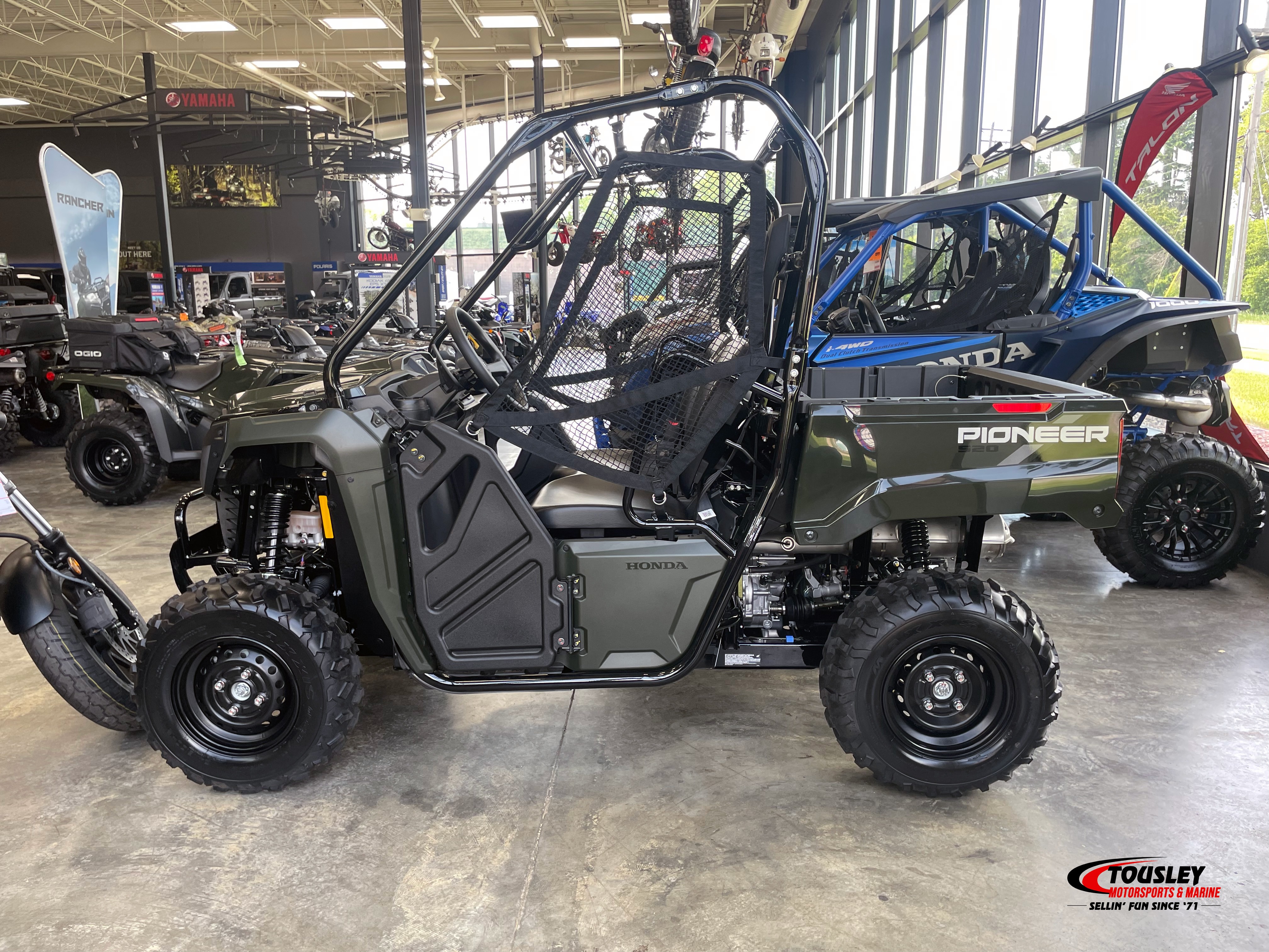 2026 Honda Pioneer 520 1
