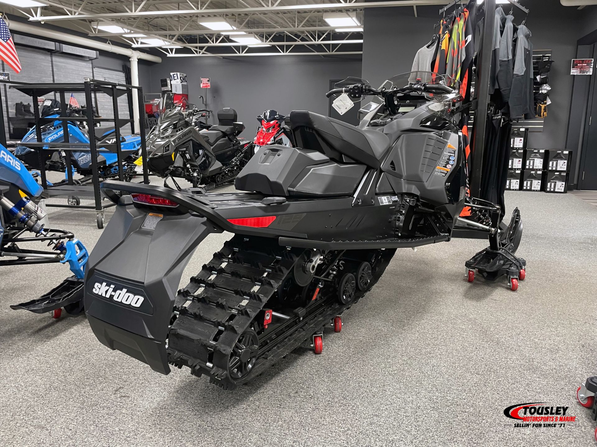 New 2025 Ski-Doo MXZ Adrenaline 129 850 E-TEC ES Ripsaw 1.25