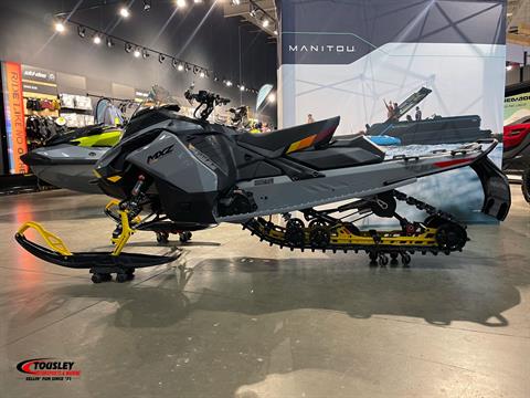 スキー BLEADES BY FEAT New 2025 Ski-Doo MXZ Adrenaline w/ Blizzard Package 137 850 E-TEC