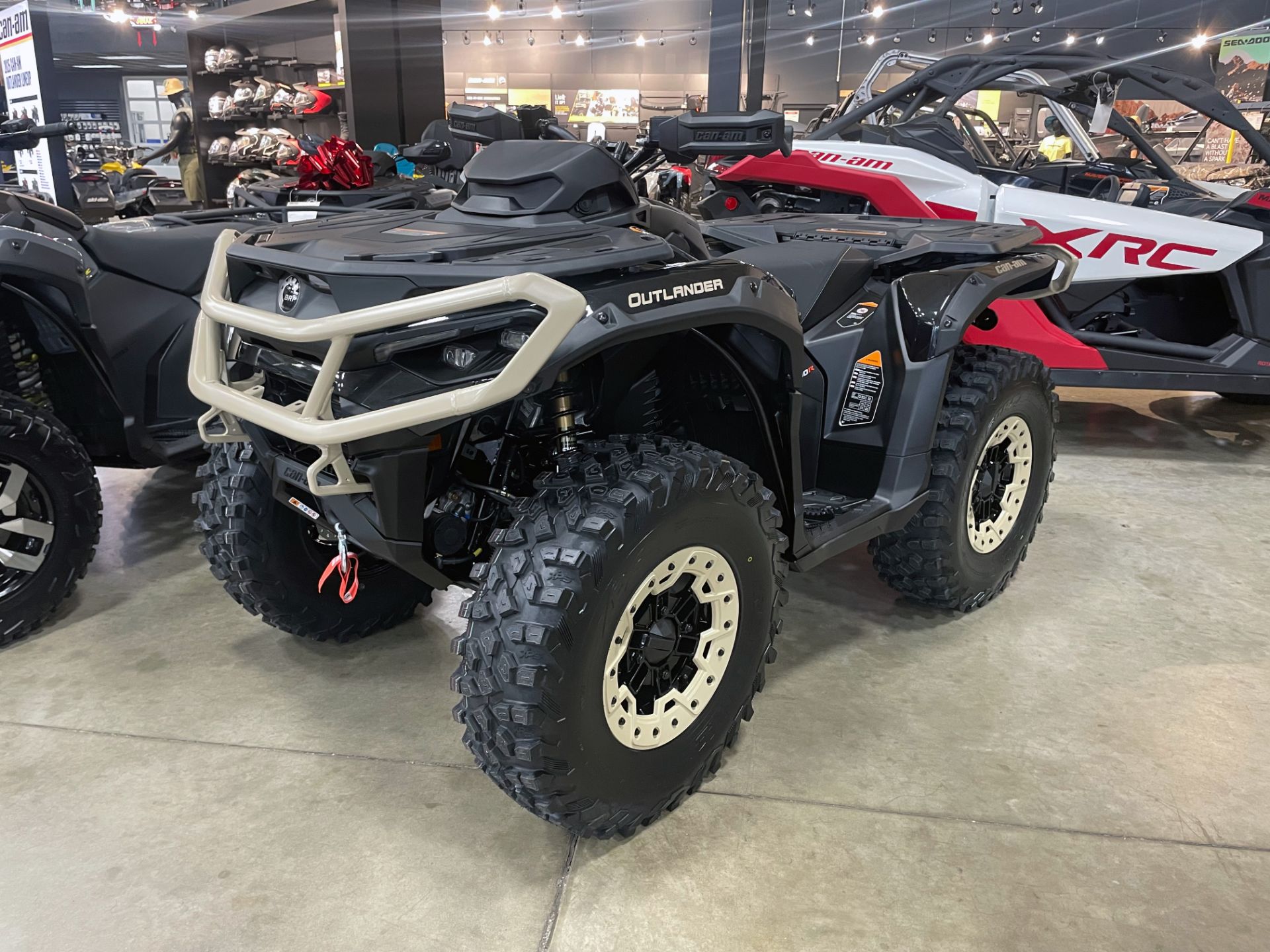 2026 Can-Am™ Outlander Backcountry 1000R 4