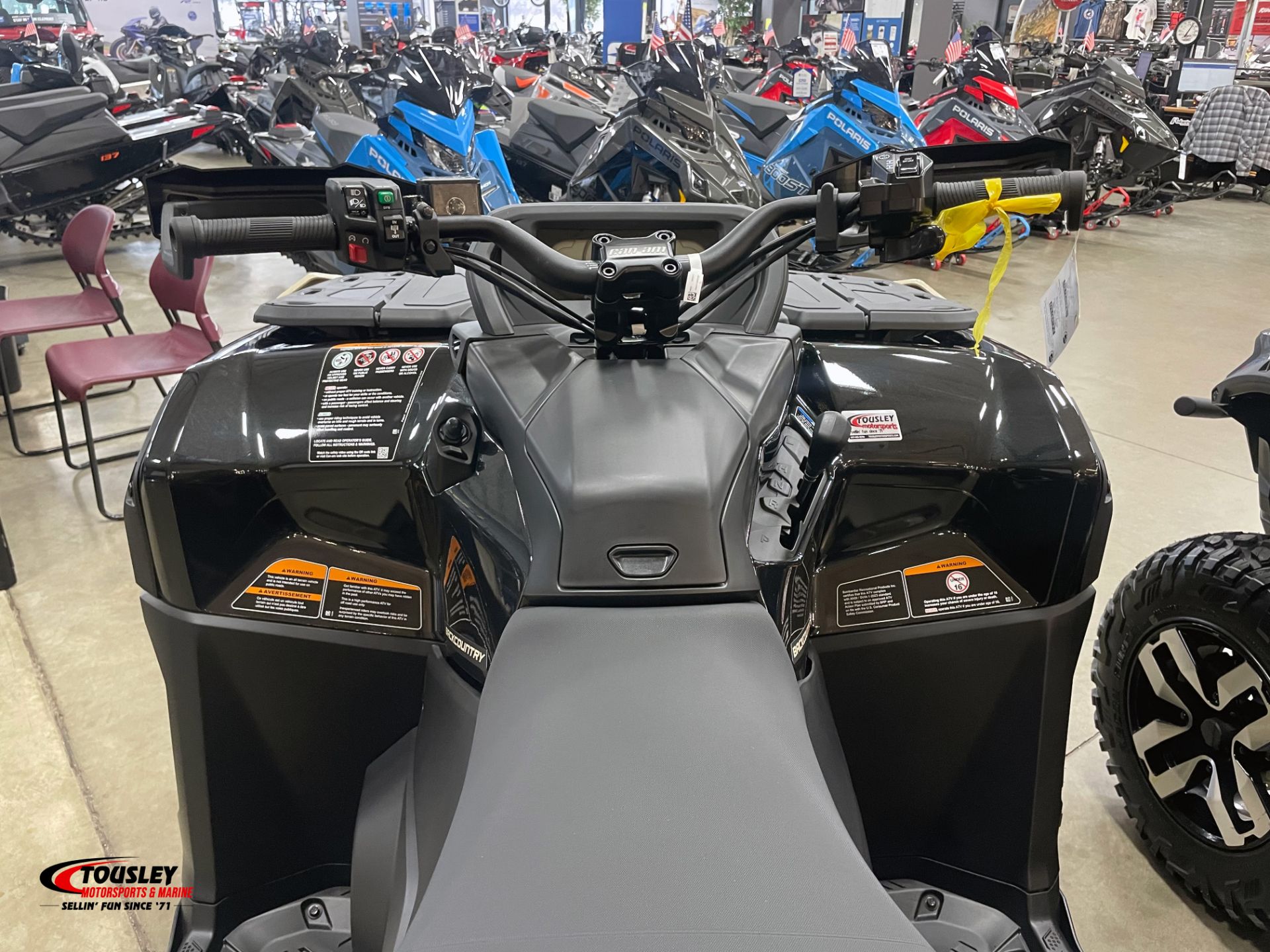 2026 Can-Am™ Outlander Backcountry 1000R 6