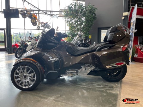 2013 Can-Am Spyder RT Limited — photo 1 of 6