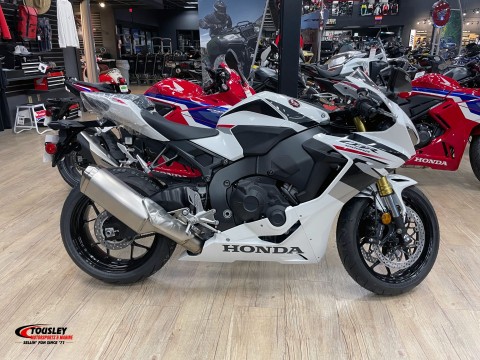 2026 Honda CBR1000RR — photo 1 of 6