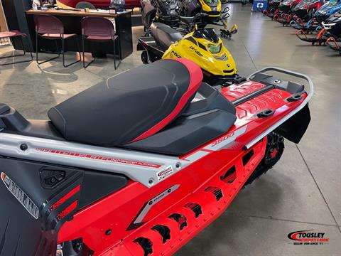 Used 2022 LYNX RAVE RE 850 E-TEC Ice Ripper XT 1.5 M.S./E.S.