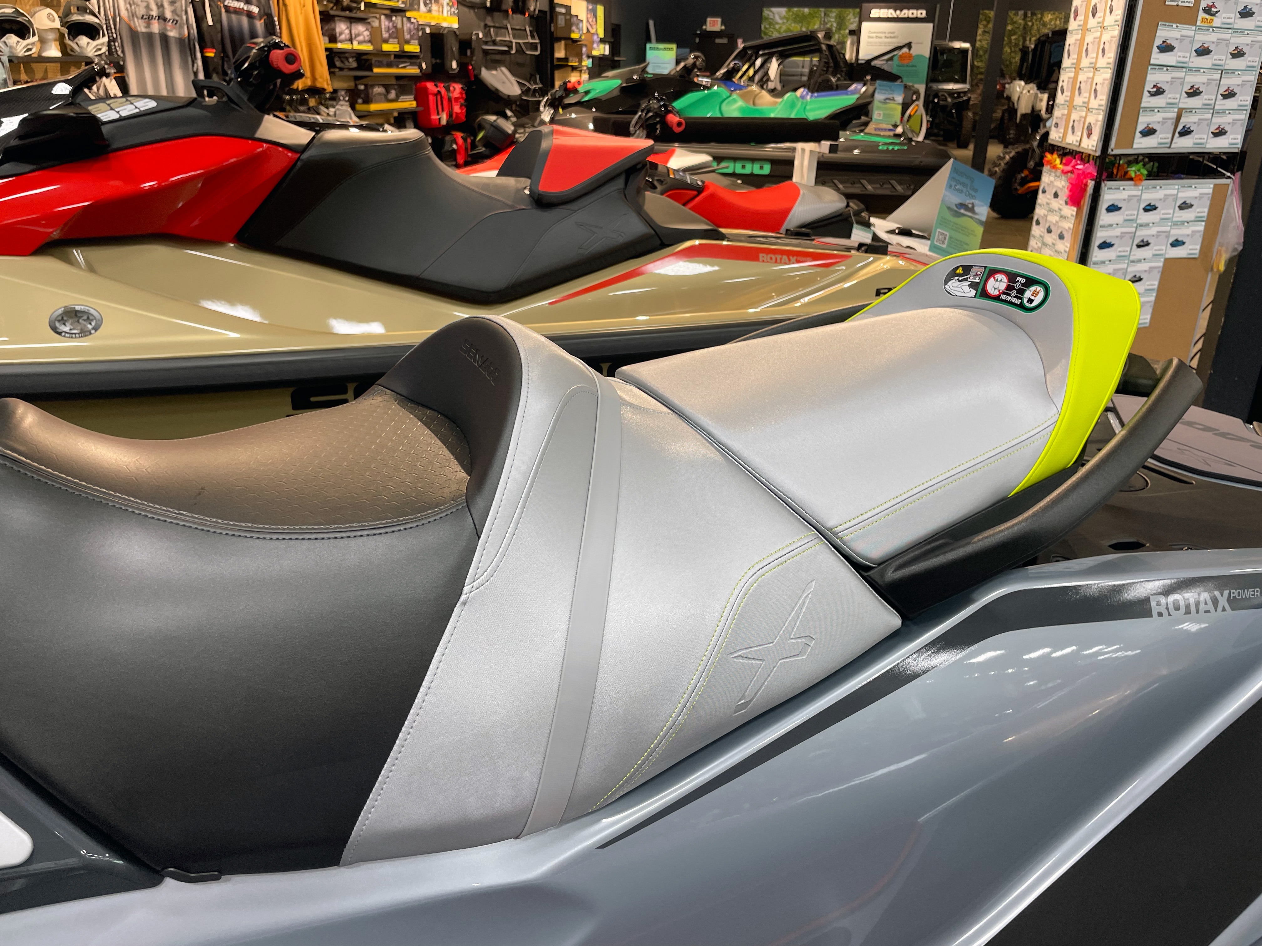 2026 Sea-Doo RXT-X 325 + Tech Package 5
