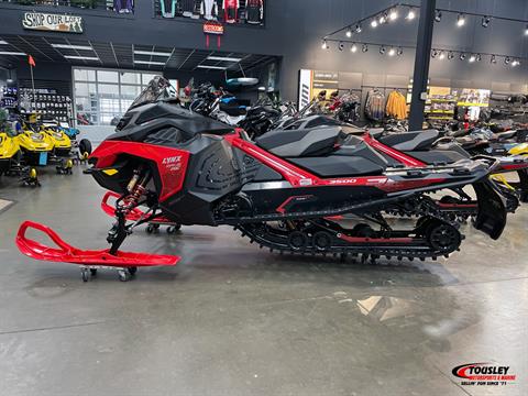 2026 Lynx Rave RE 600R E-TEC Ice Ripper XT 1.5 M.S. / E.S. — photo 1 of 7