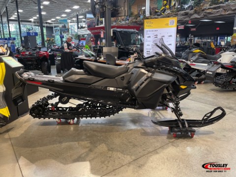 2027 Ski-Doo Renegade Adrenaline 900 ACE ES Ripsaw 1.25
