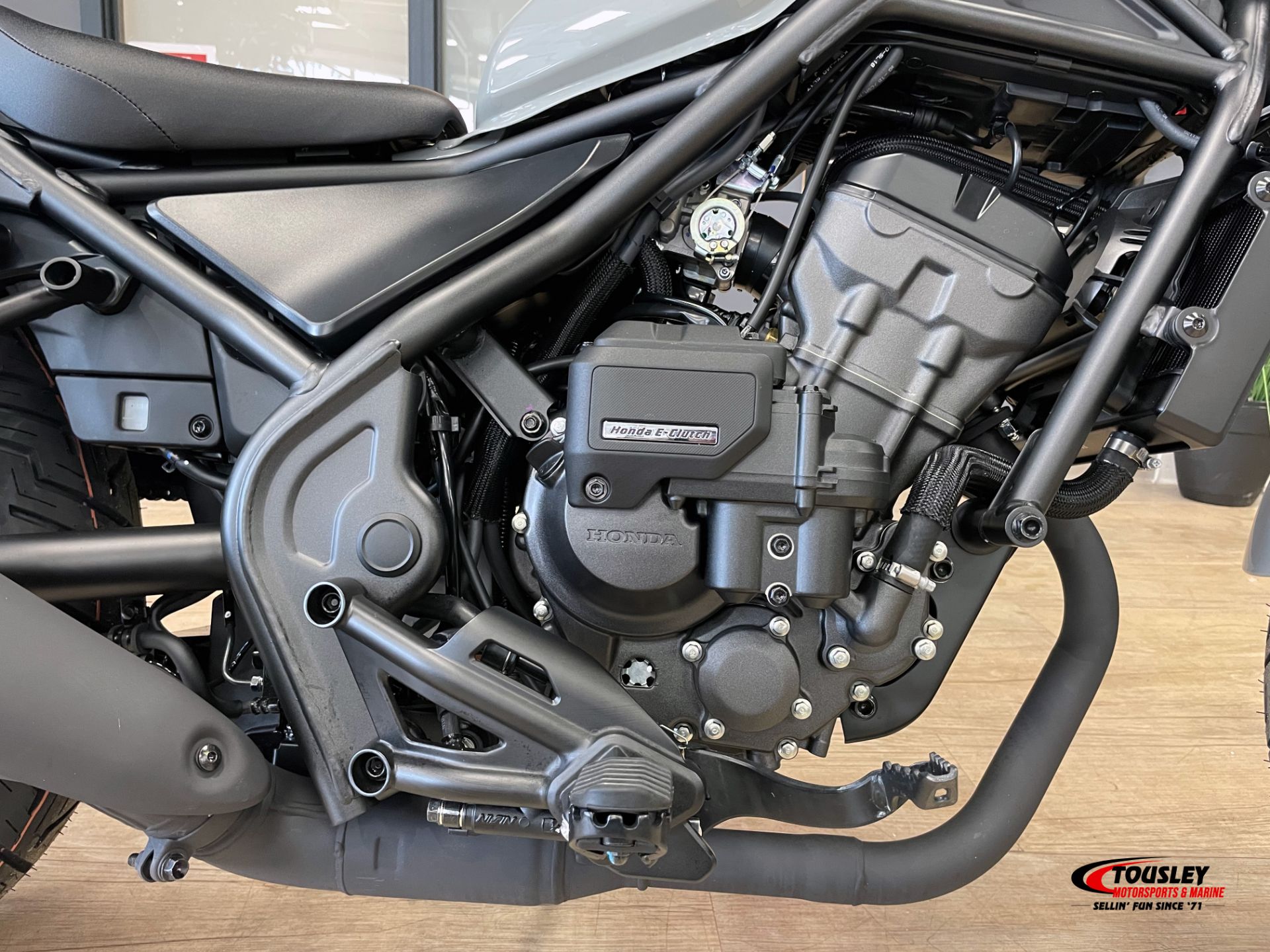 2026 Honda Rebel 300 E-Clutch 3