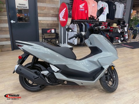2026 Honda PCX — photo 1 of 6