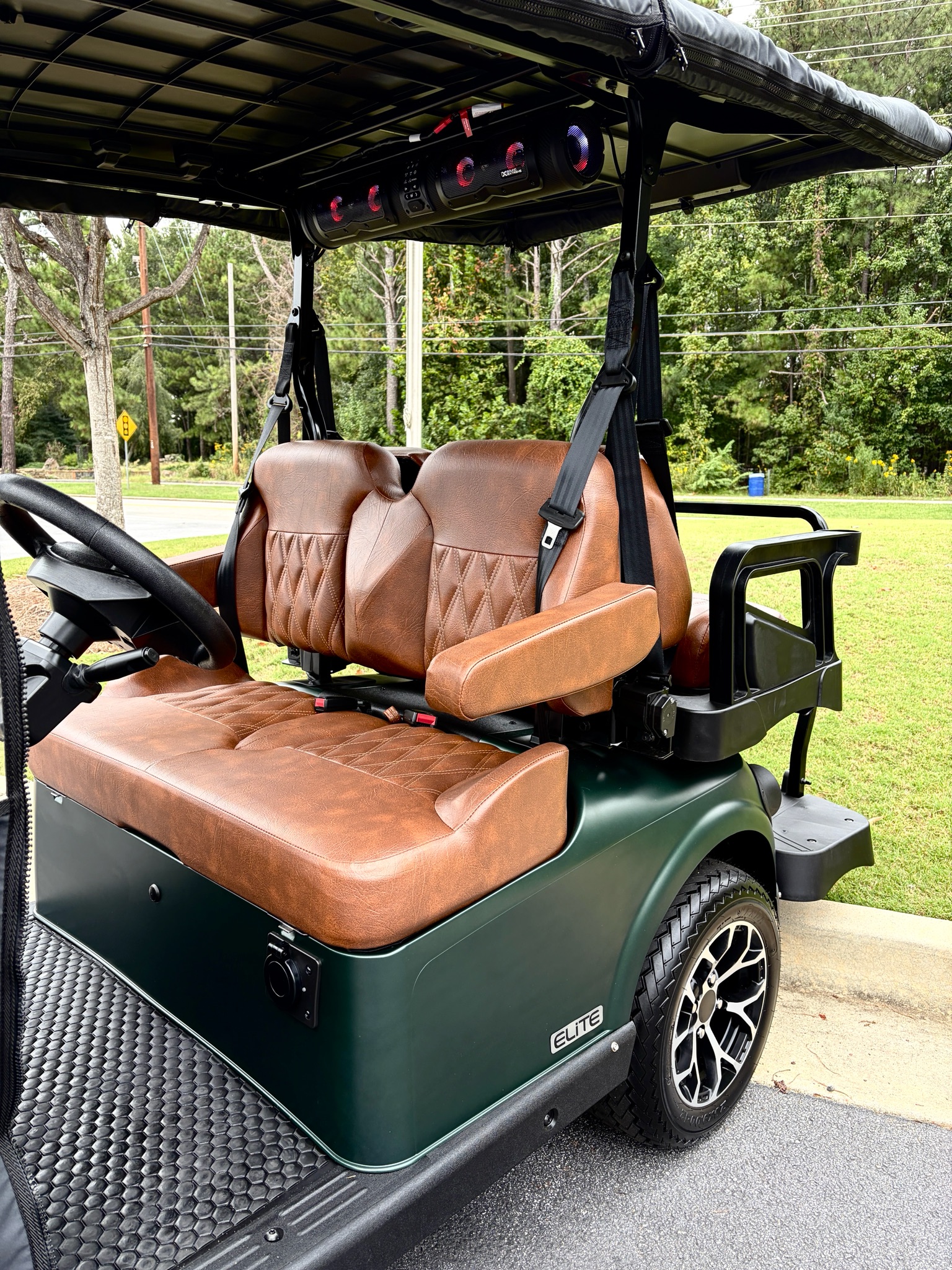 2026 E-Z-GO RXV 4 Touring STL Elite Lithium — photo 2