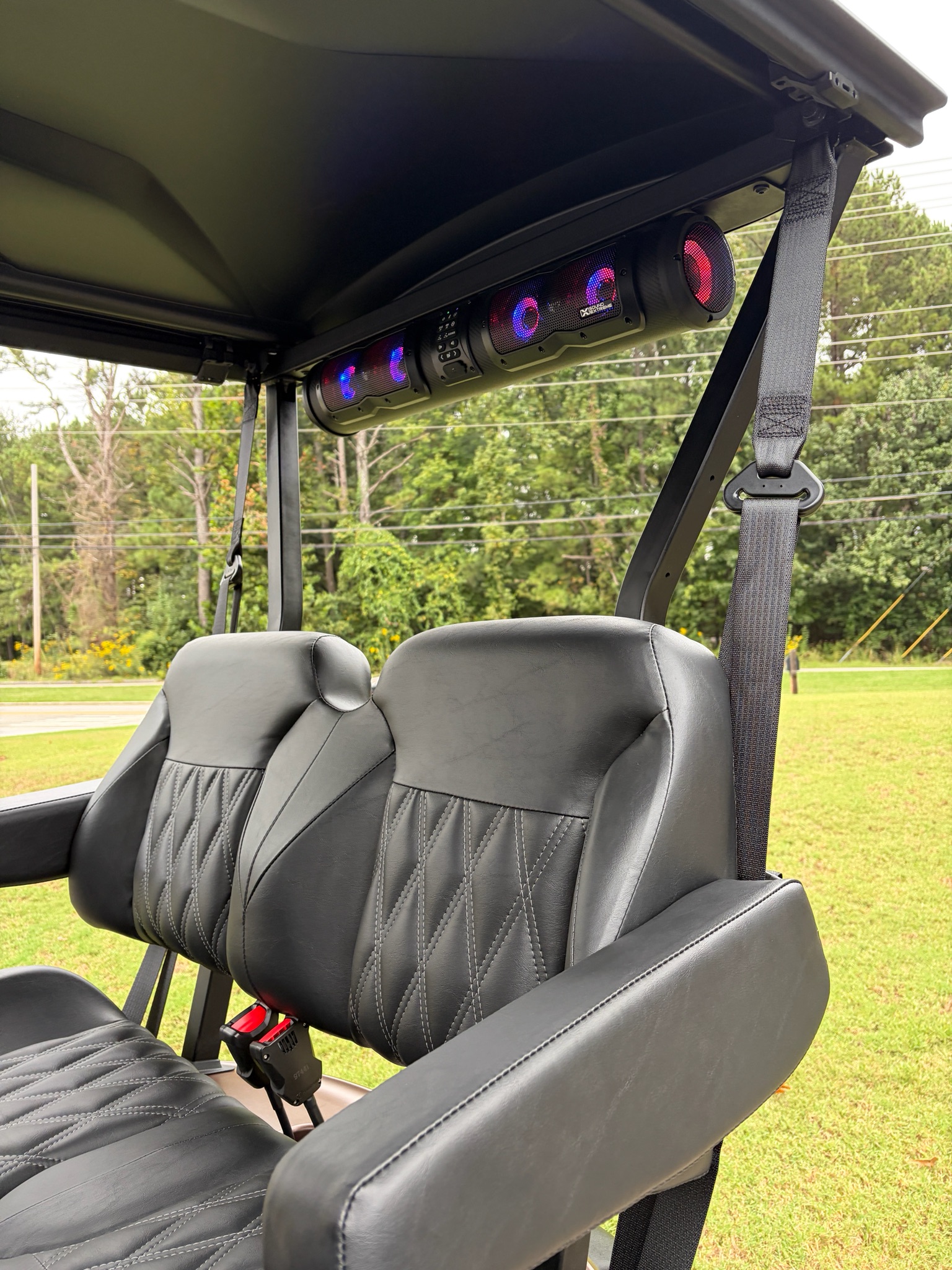 2027 E-Z-GO Liberty 4F XTL ELiTE Lithium Powertrain — photo 4