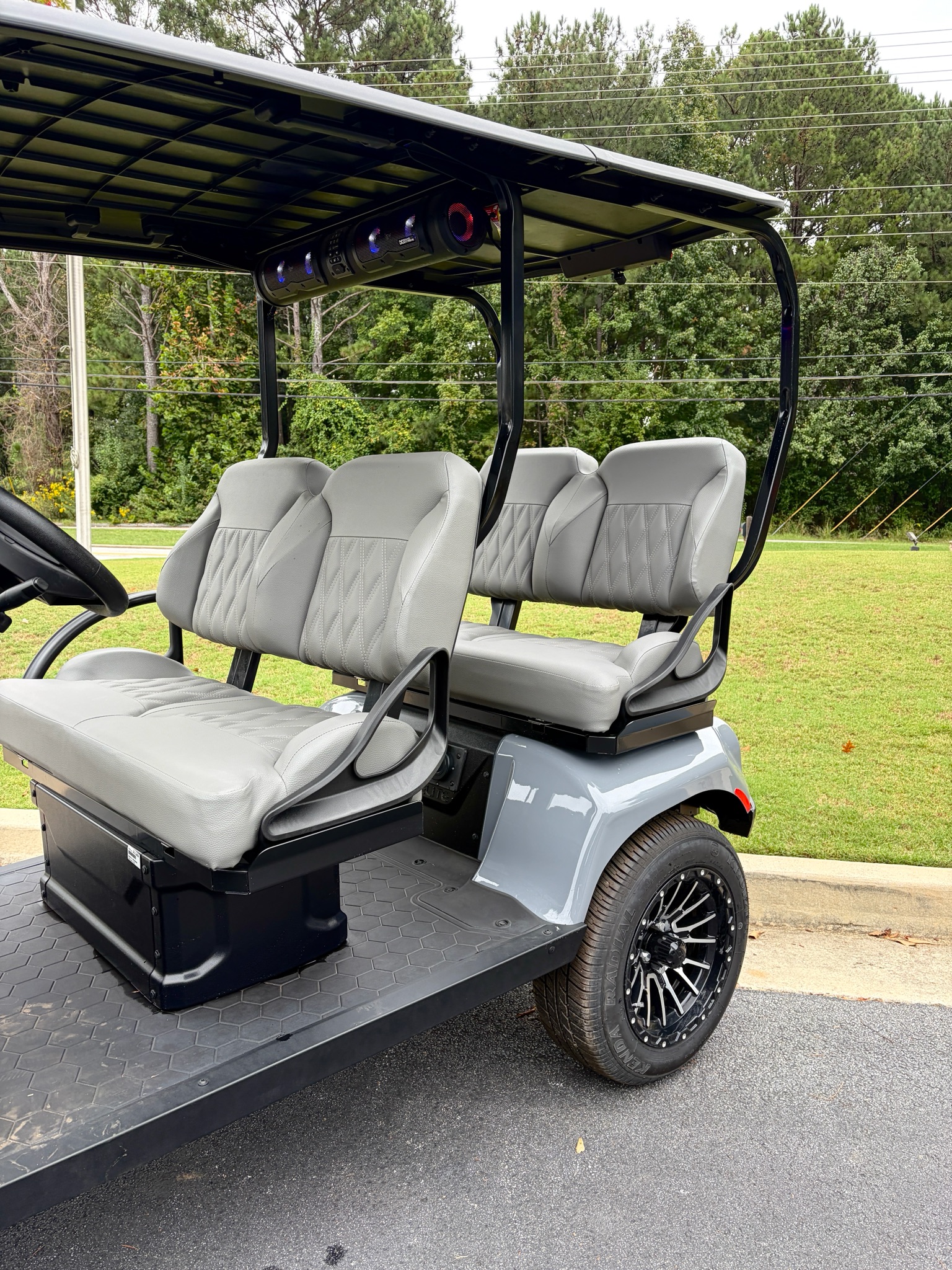2026 E-Z-GO Liberty Summit XTL ELiTE Lithium — photo 2