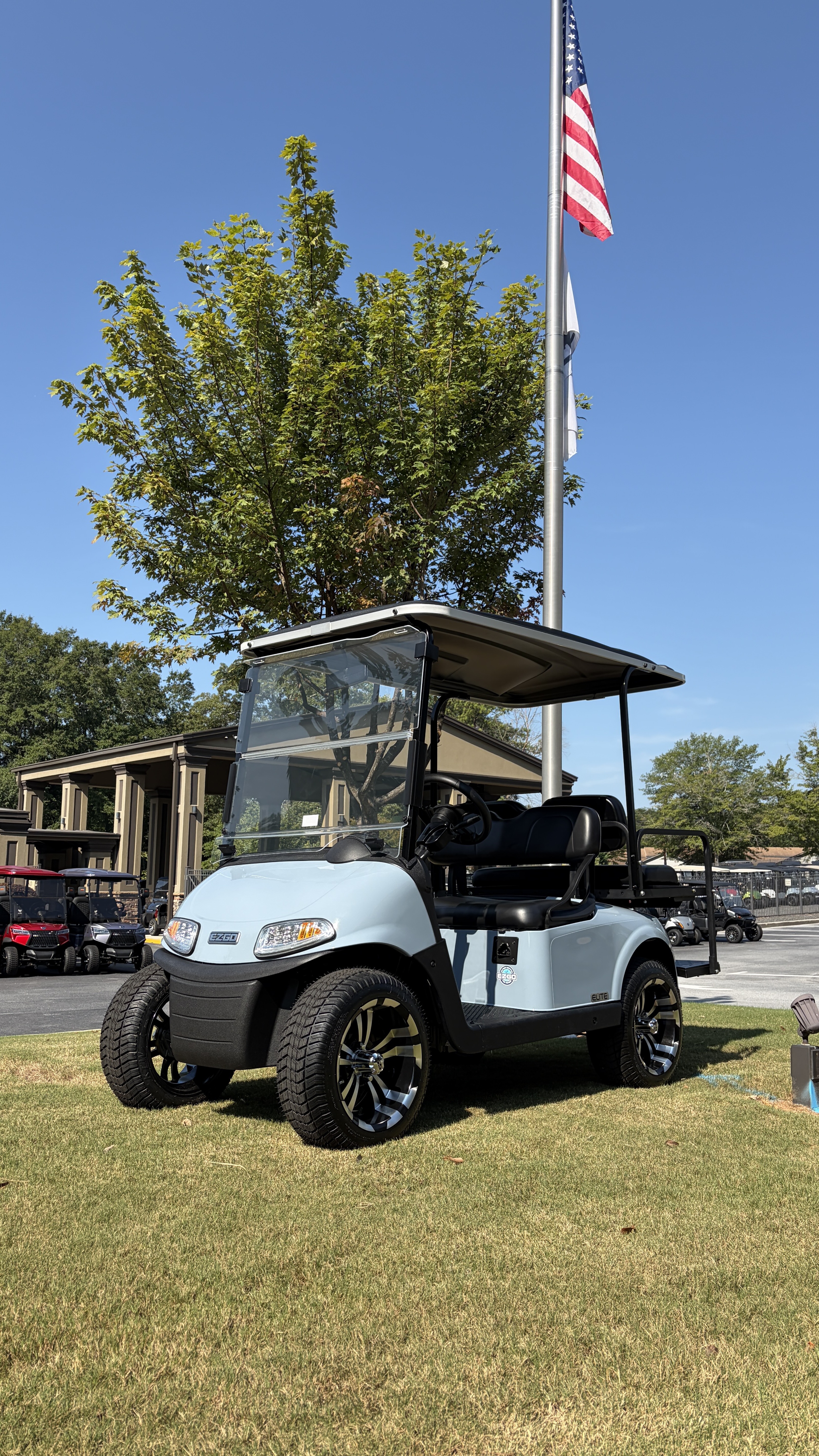 2021 E-Z-GO RXV ADV BATT