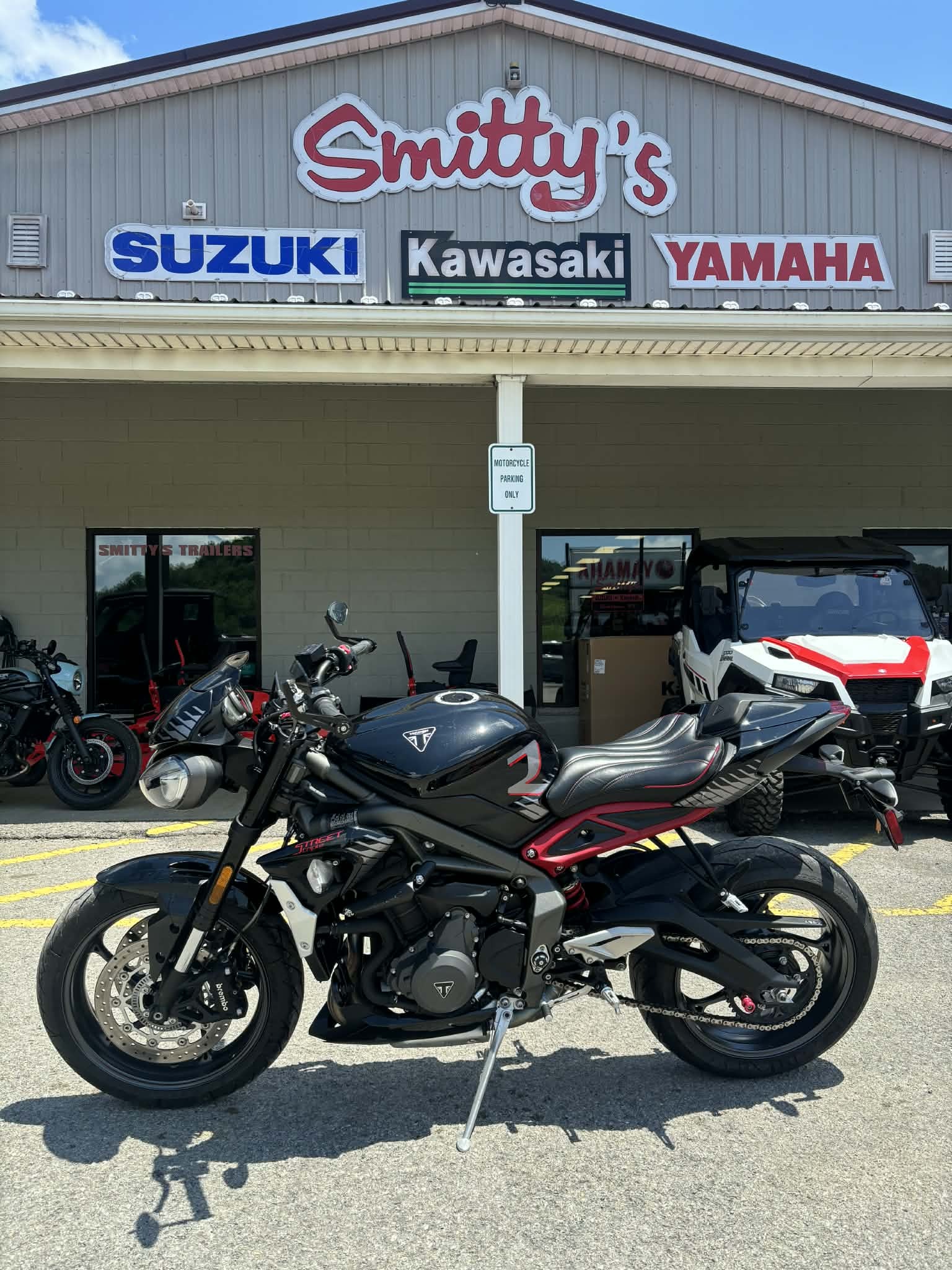 2022 Street Triple R