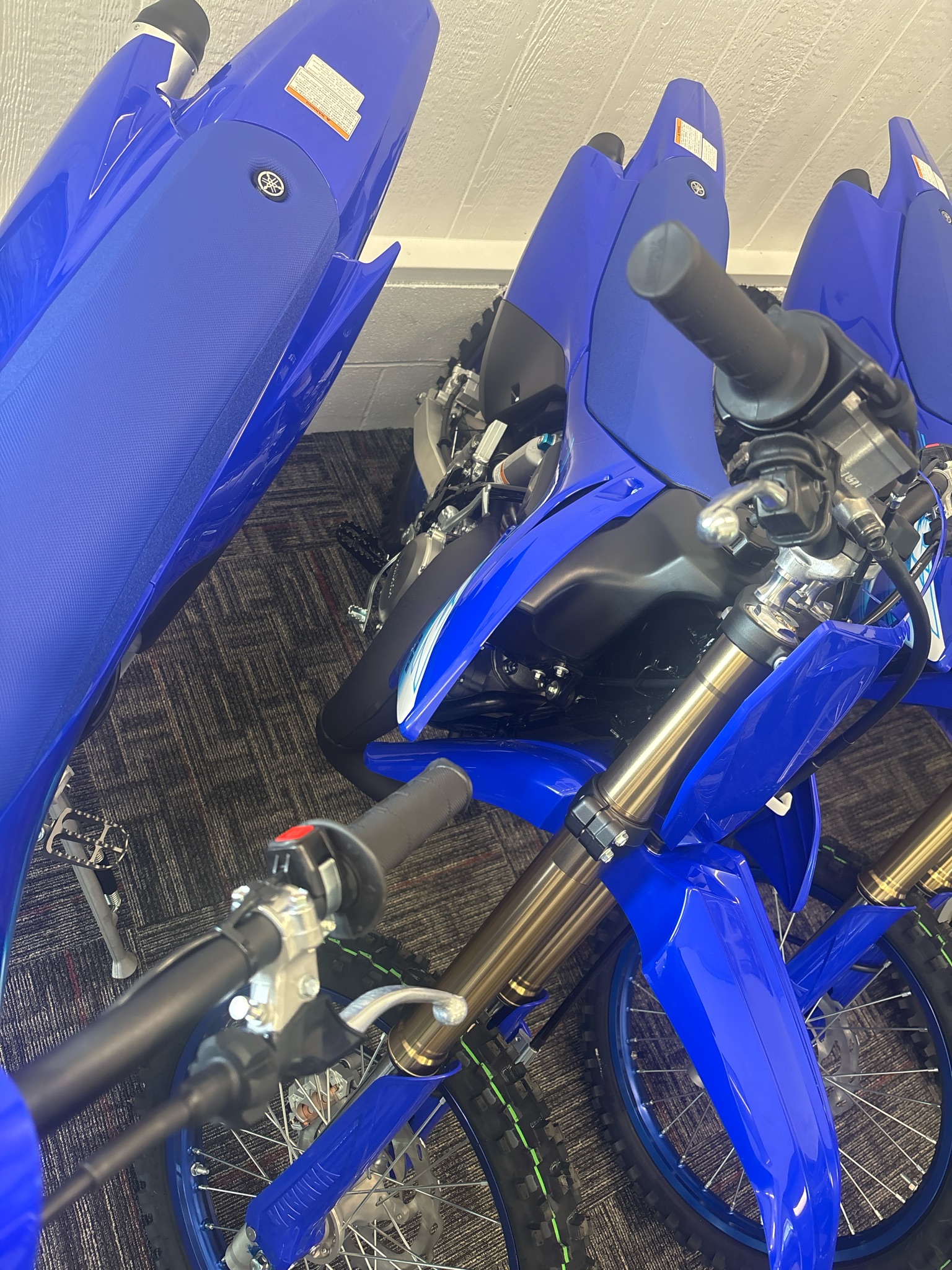 2027 YZ85LW