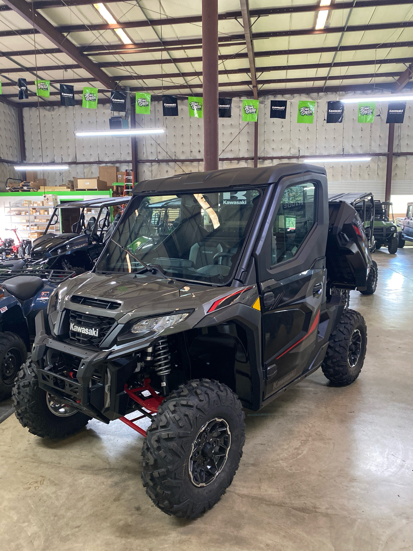 New 2025 Kawasaki RIDGE XR Deluxe HVAC, Cedar Bluff VA | Specs