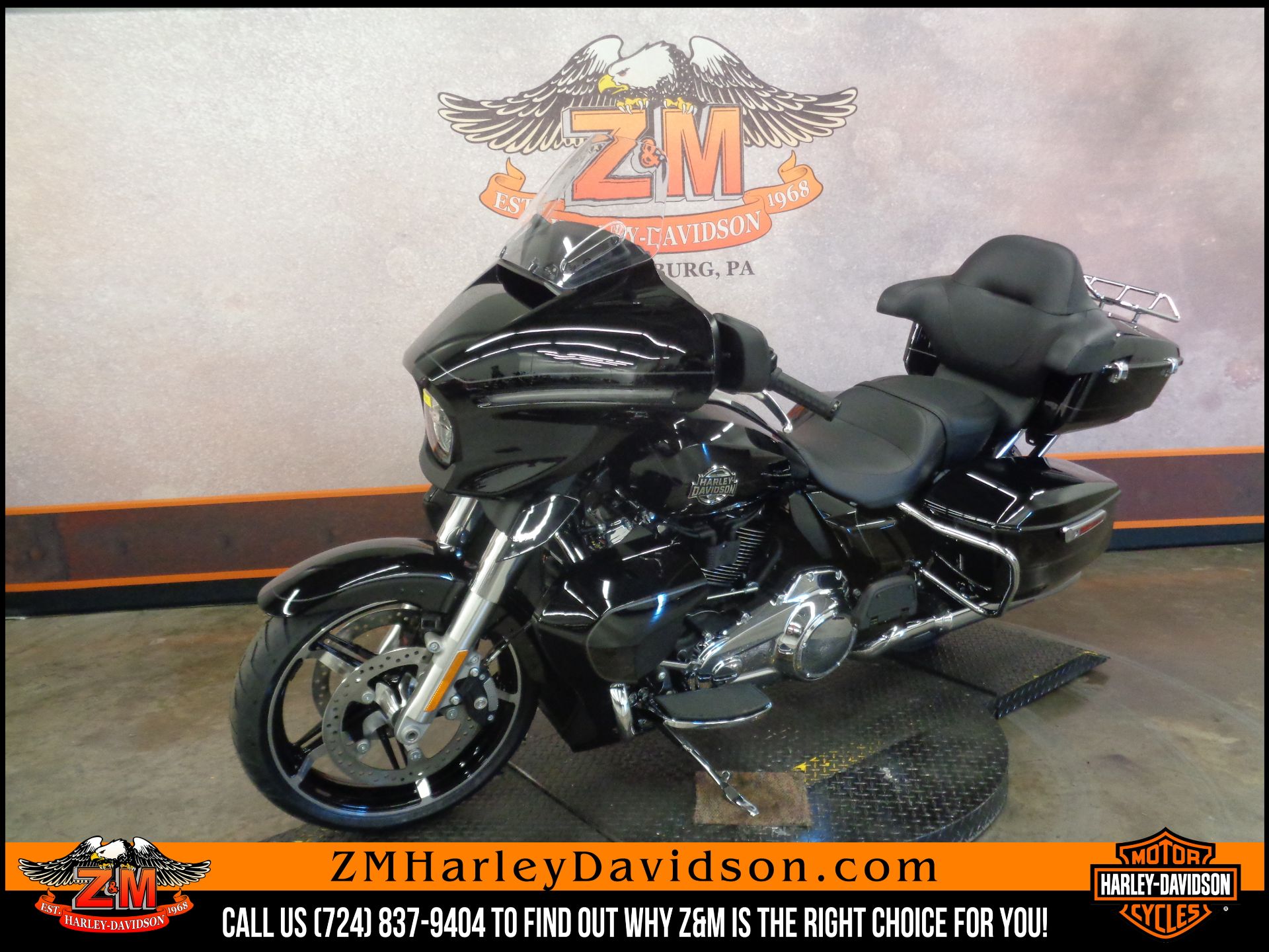 New 2025 Harley-Davidson Street Glide® Ultra Motorcycle