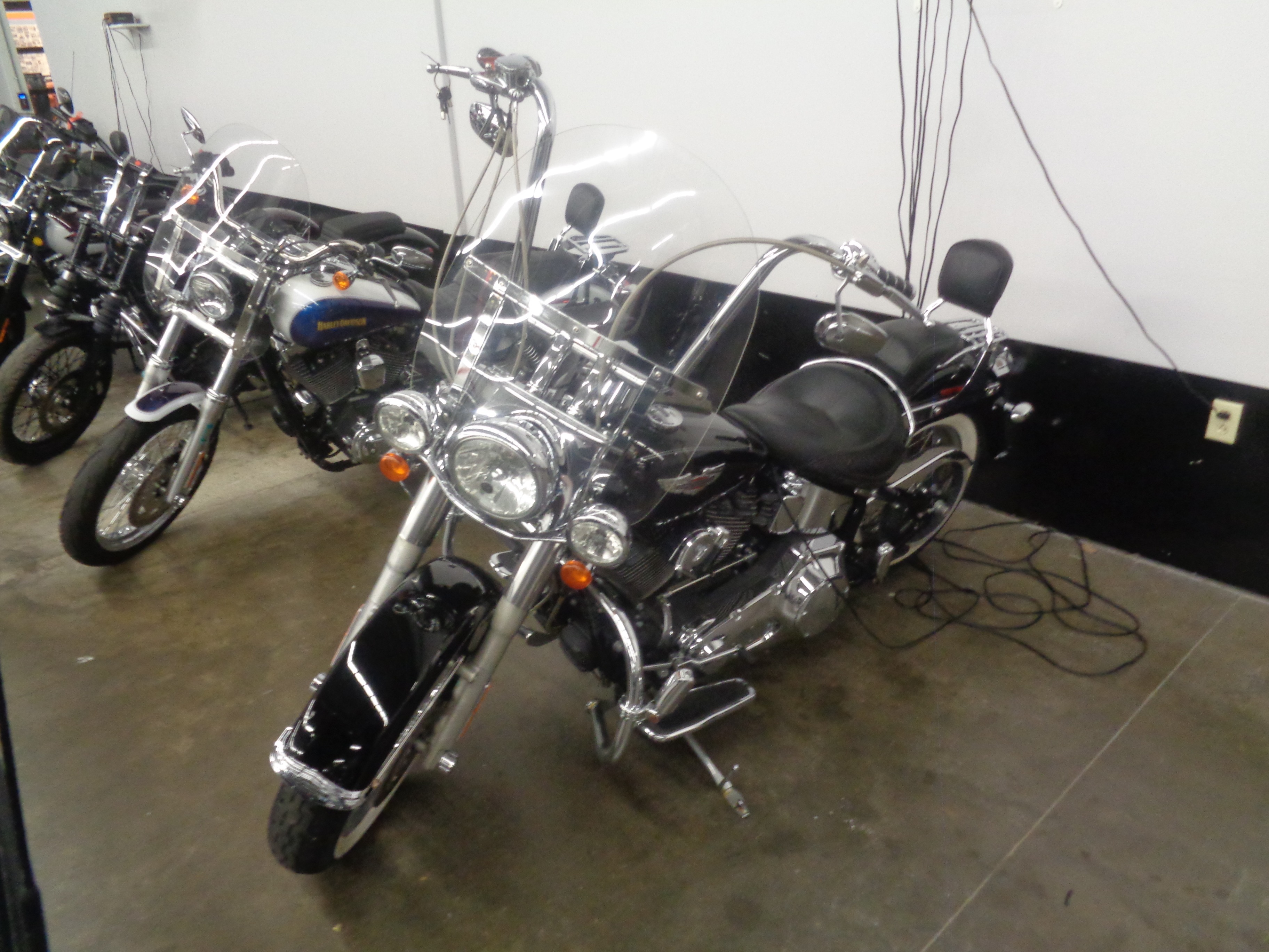 2006 Harley-Davidson Softail® Deluxe 3