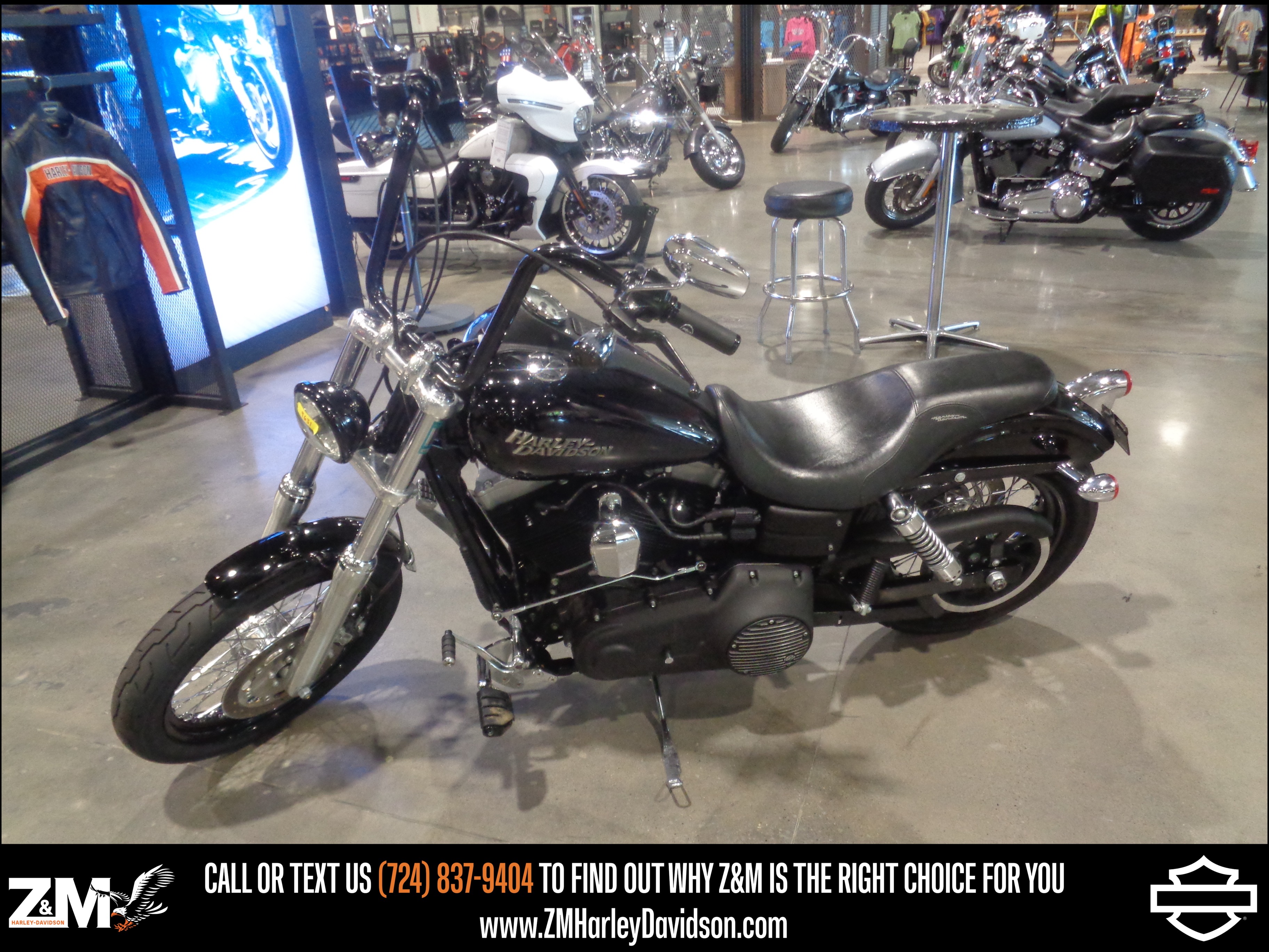2011 Harley-Davidson Dyna® Street Bob® 5