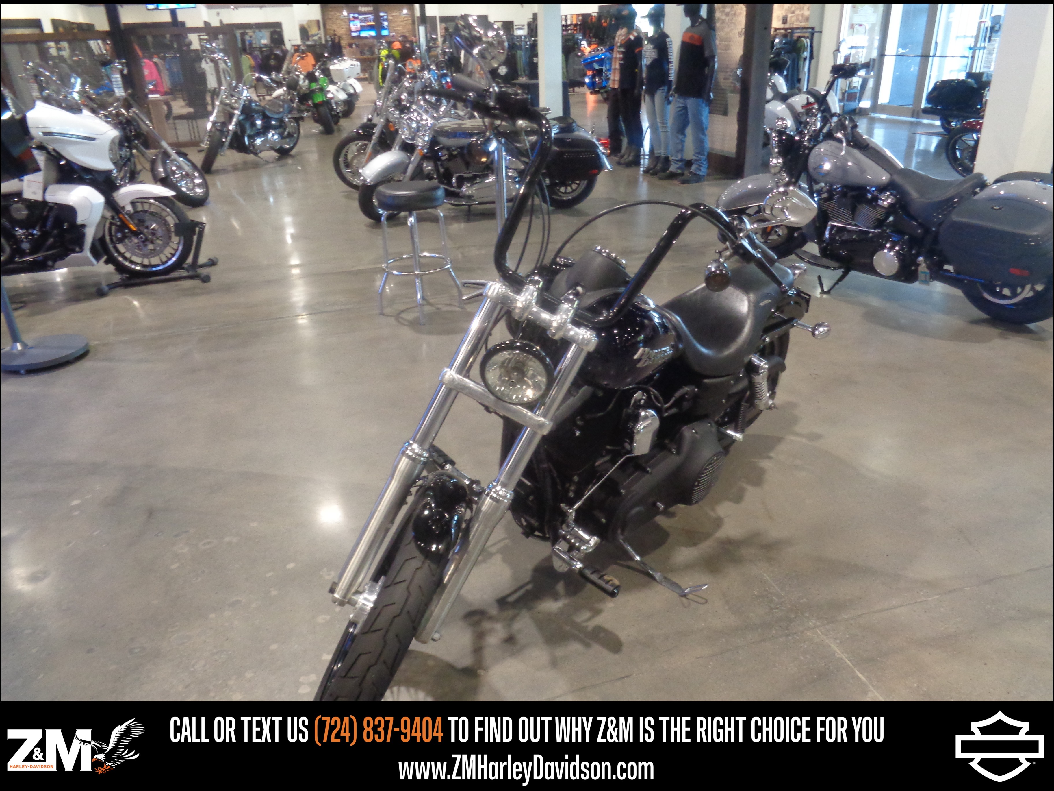 2011 Harley-Davidson Dyna® Street Bob® 6
