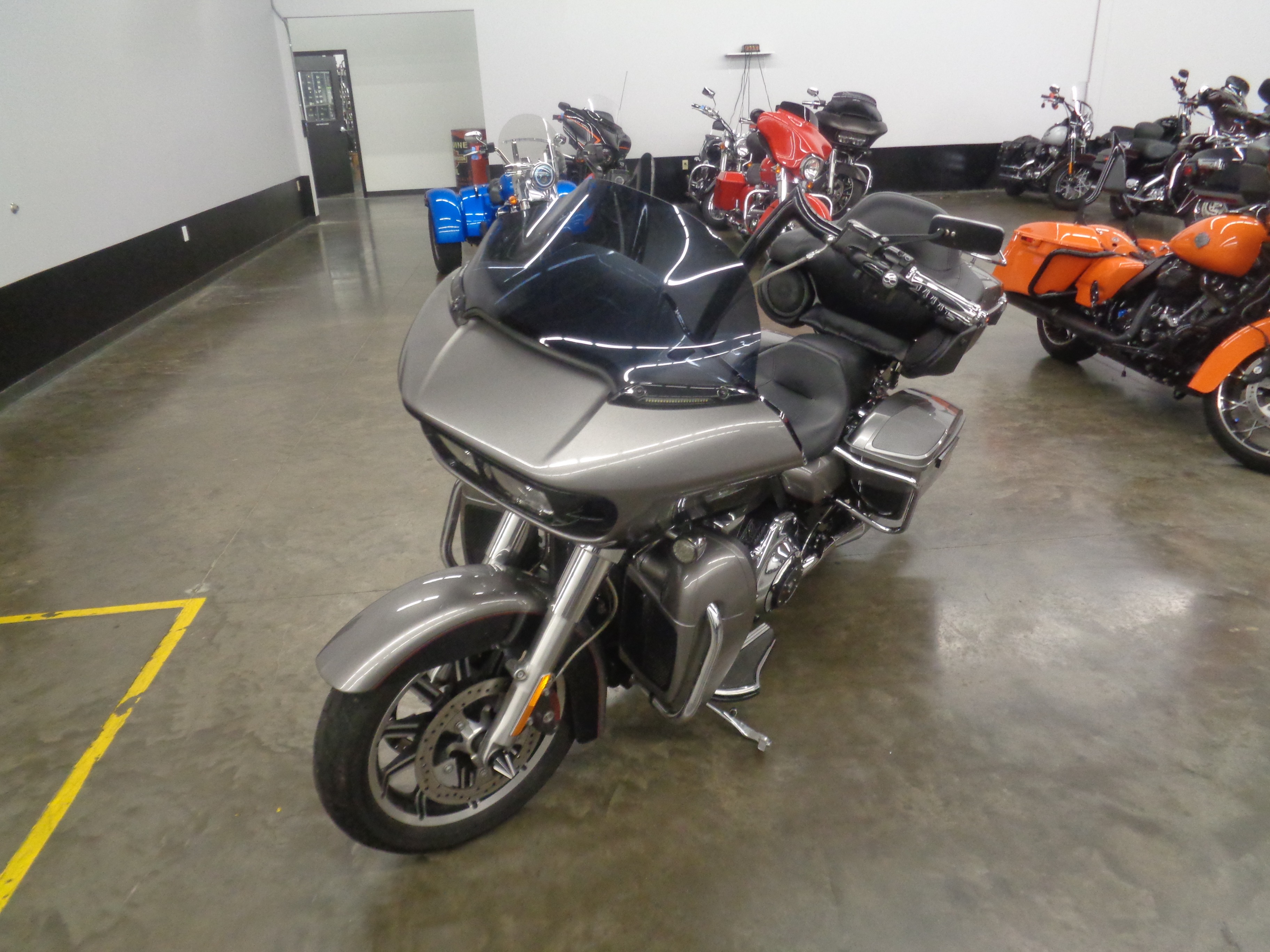 2016 Harley-Davidson Road Glide® Ultra 3