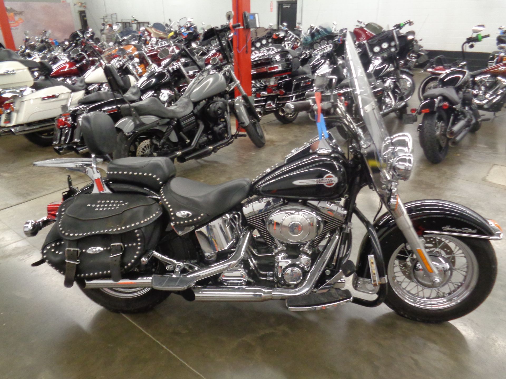 Harley-Davidson 2004 FLSTC 純正シート Harley-Davidson 2004 FLSTC 純正シート