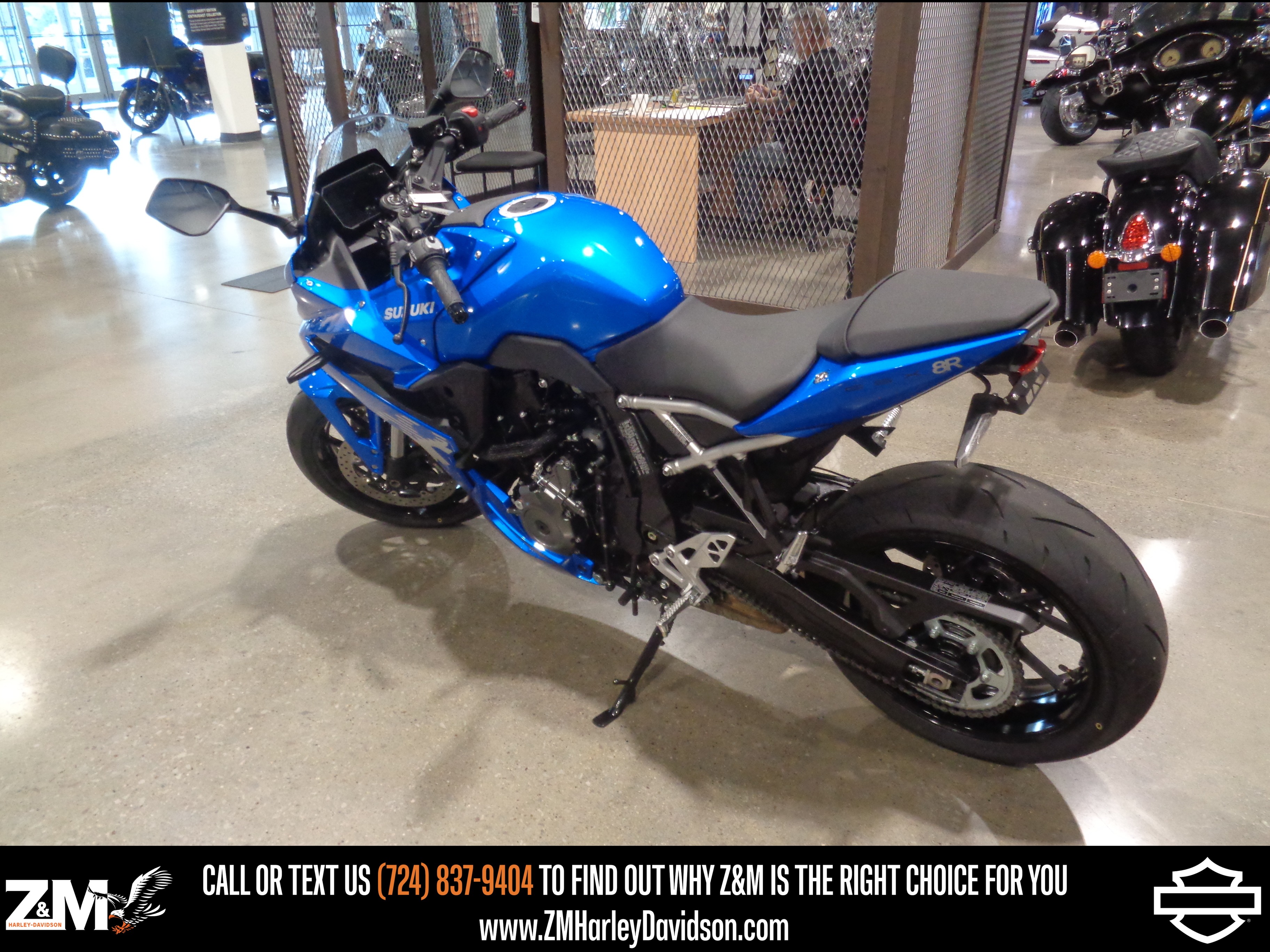 2026 Suzuki GSX-8R 4