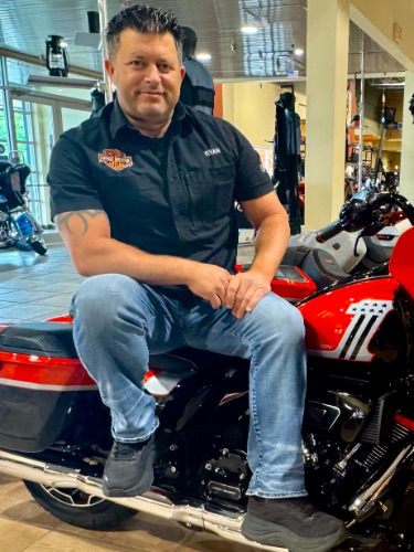 The Employees of Z&M, harley-davidson factory trained and customer