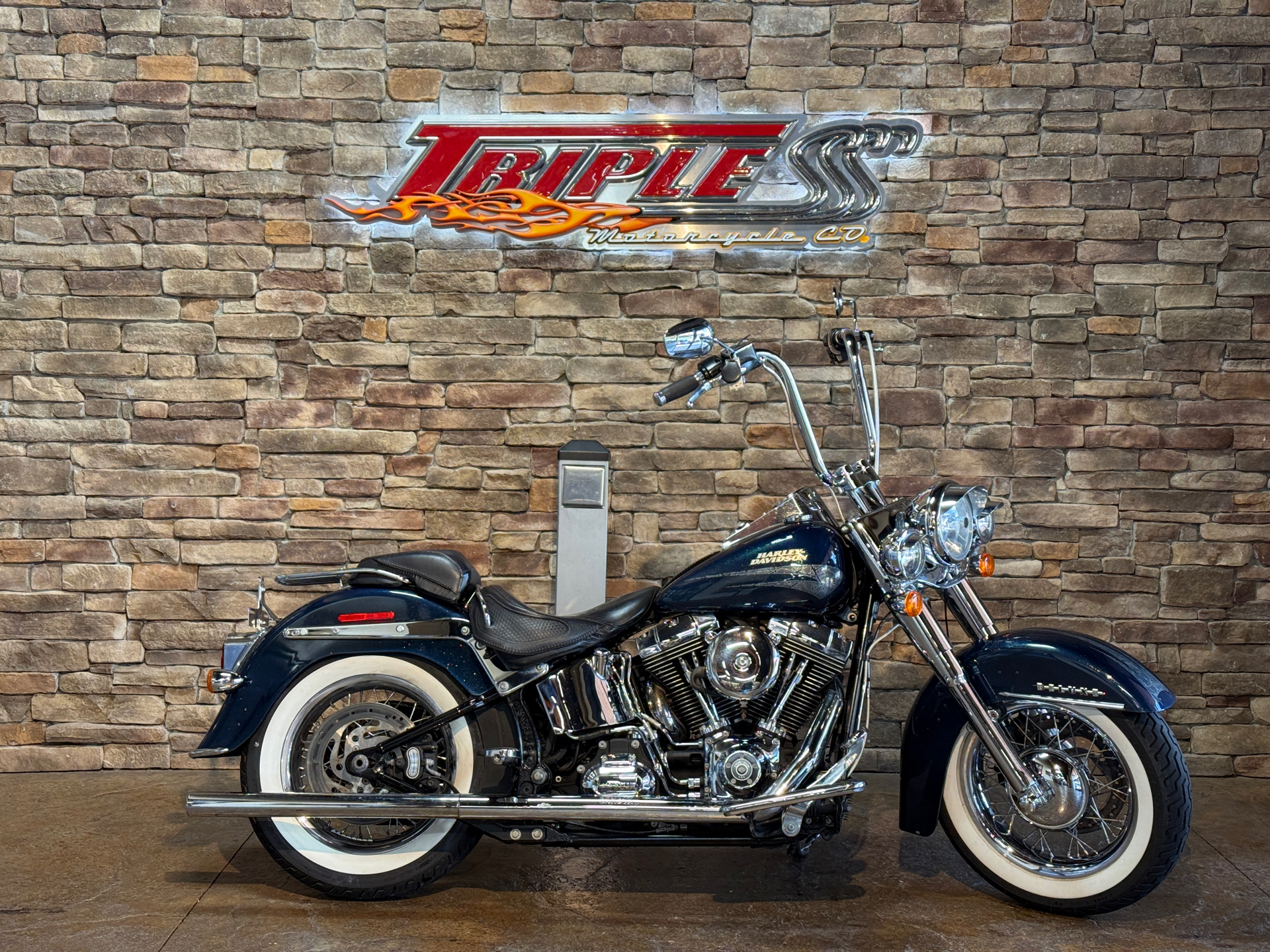Used 2016 Harley-Davidson Softail® Deluxe Cosmic Blue Pearl | Motorcycles  in Morgantown WV | U036004