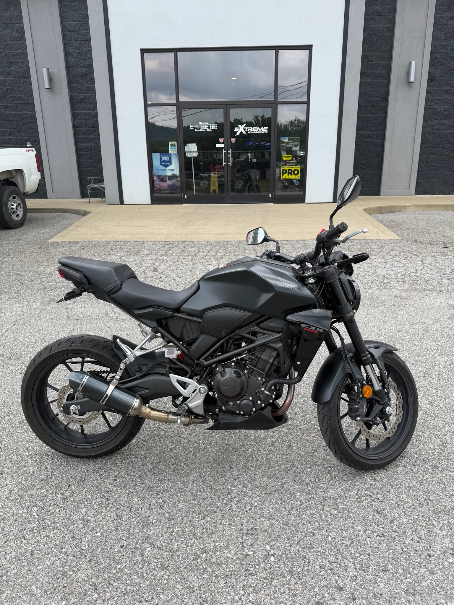 2024 Honda CB300R ABS 1