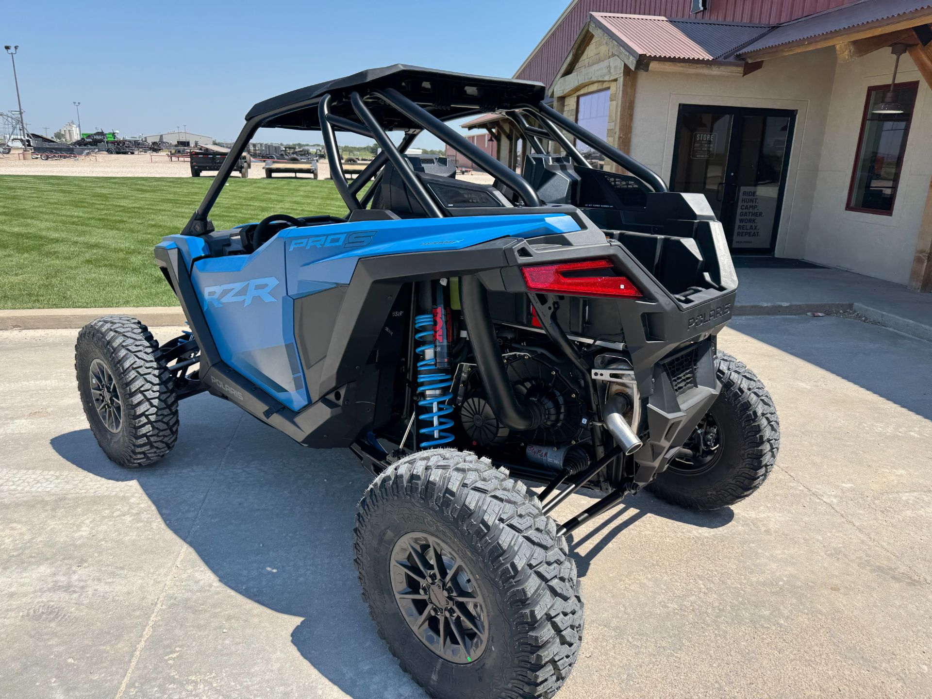 2026 Polaris RZR PRO S Ultimate 8