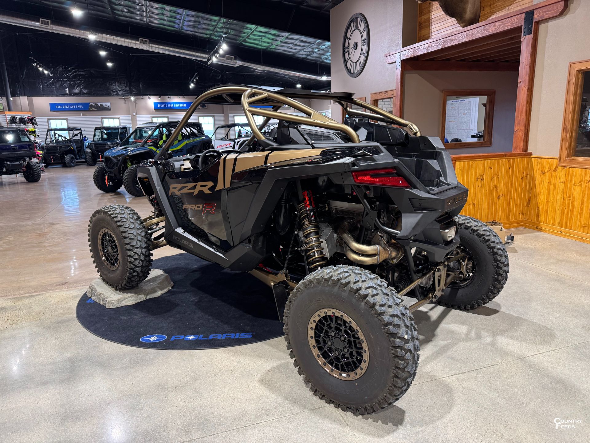 2025 セルバーンPRO RFマシン New 2025 Polaris RZR PRO R Ultimate | Utility Vehicles in