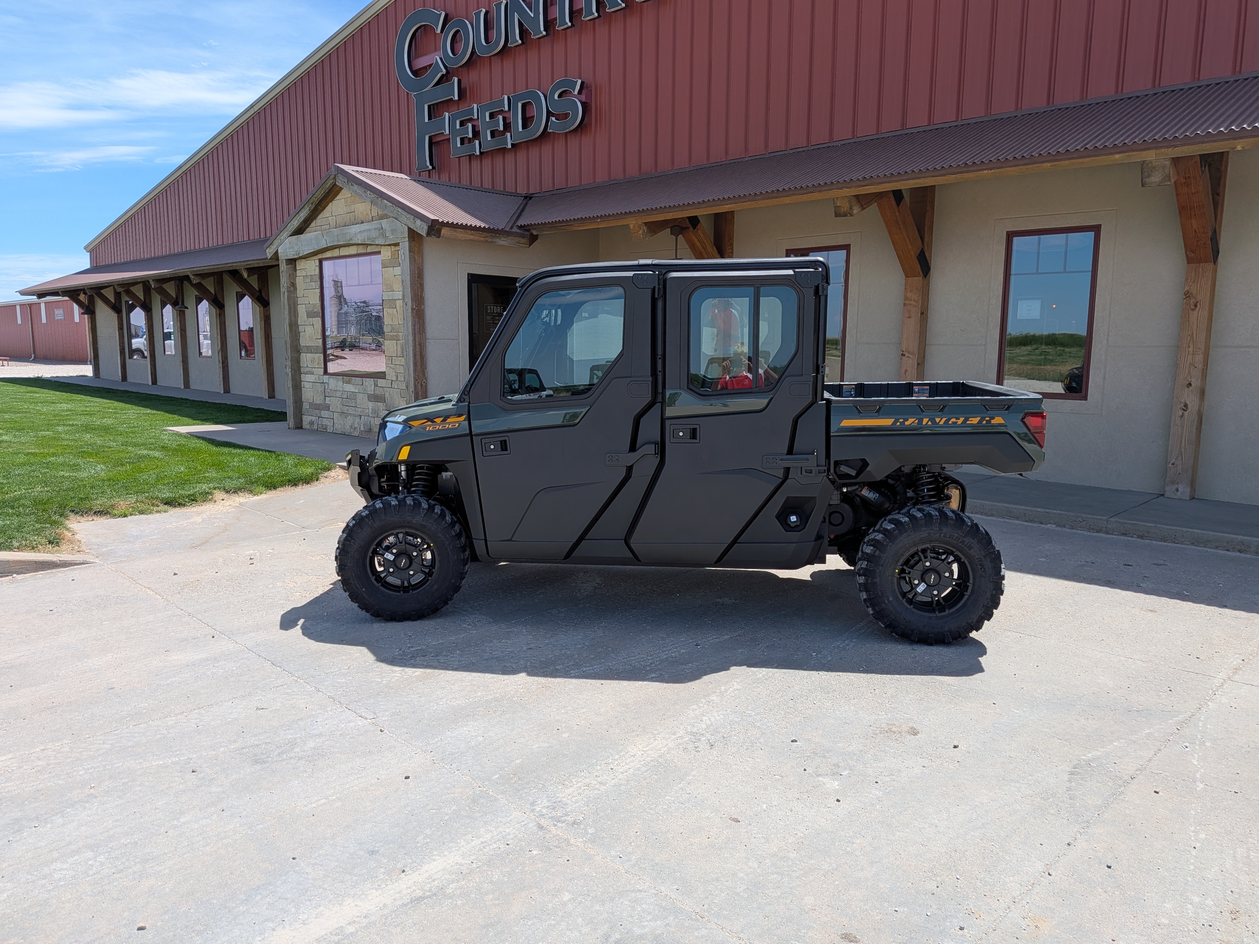 2027 Polaris Ranger Crew XP 1000 NorthStar Premium 1