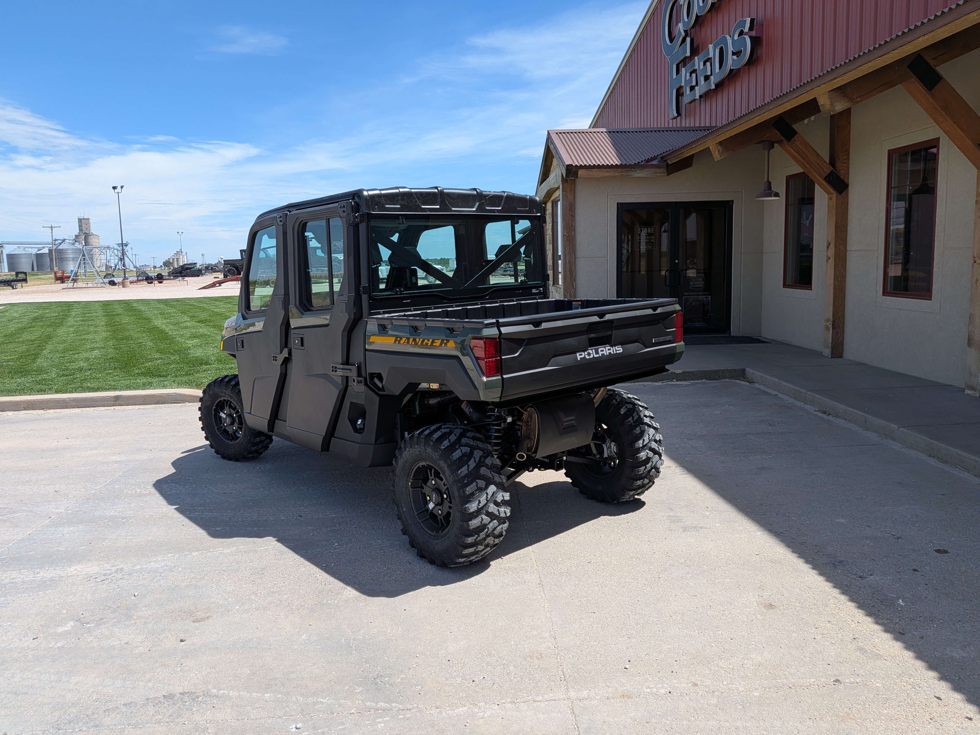 2027 Polaris Ranger Crew XP 1000 NorthStar Premium 8