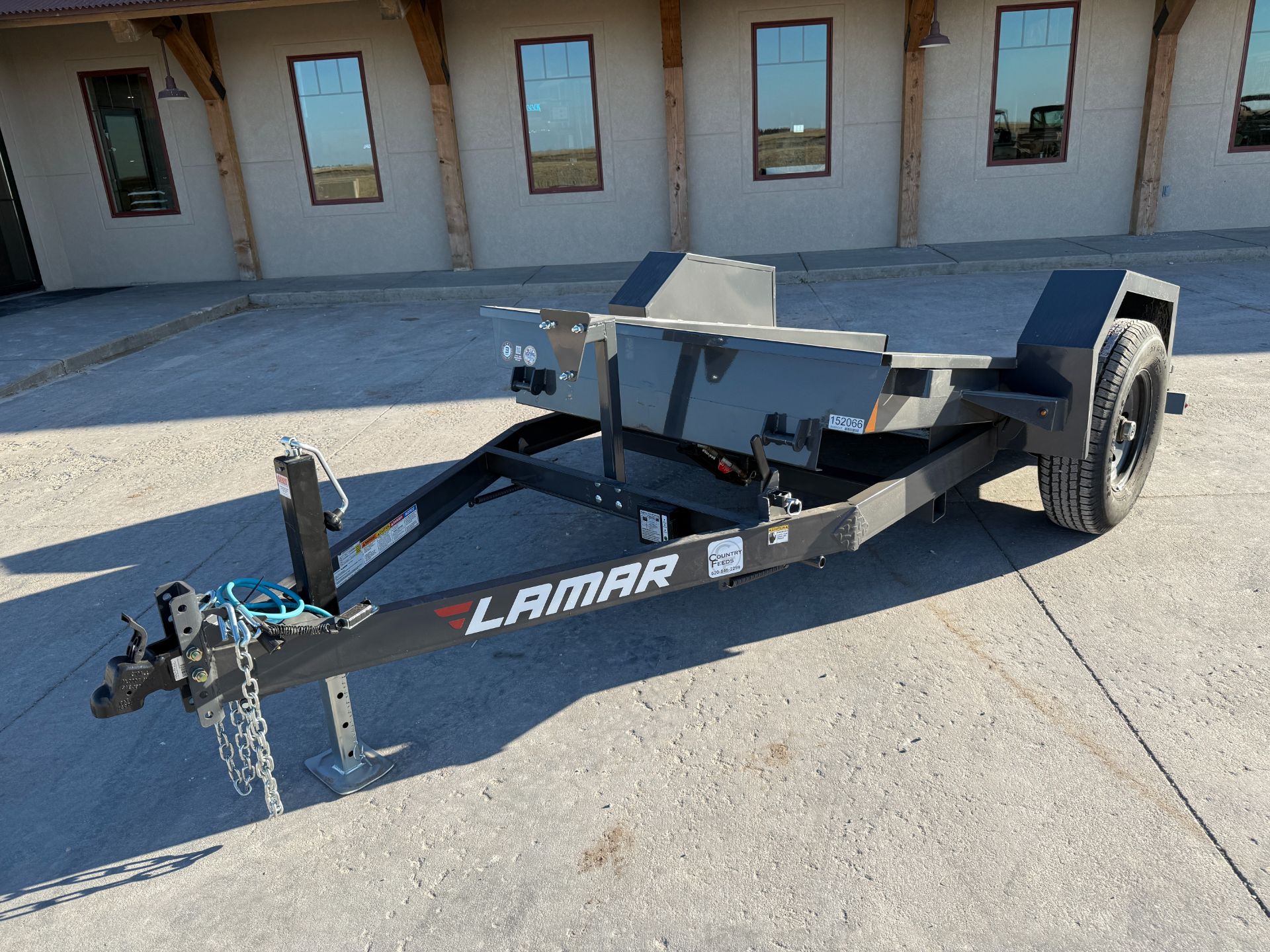 2026 Lamar Scissor Hauler photo 9