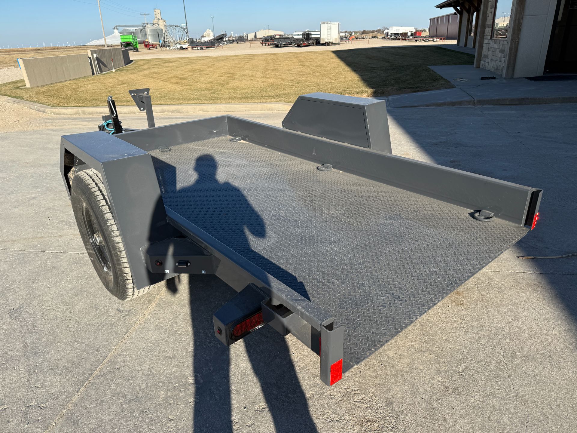 2026 Lamar Scissor Hauler photo 4