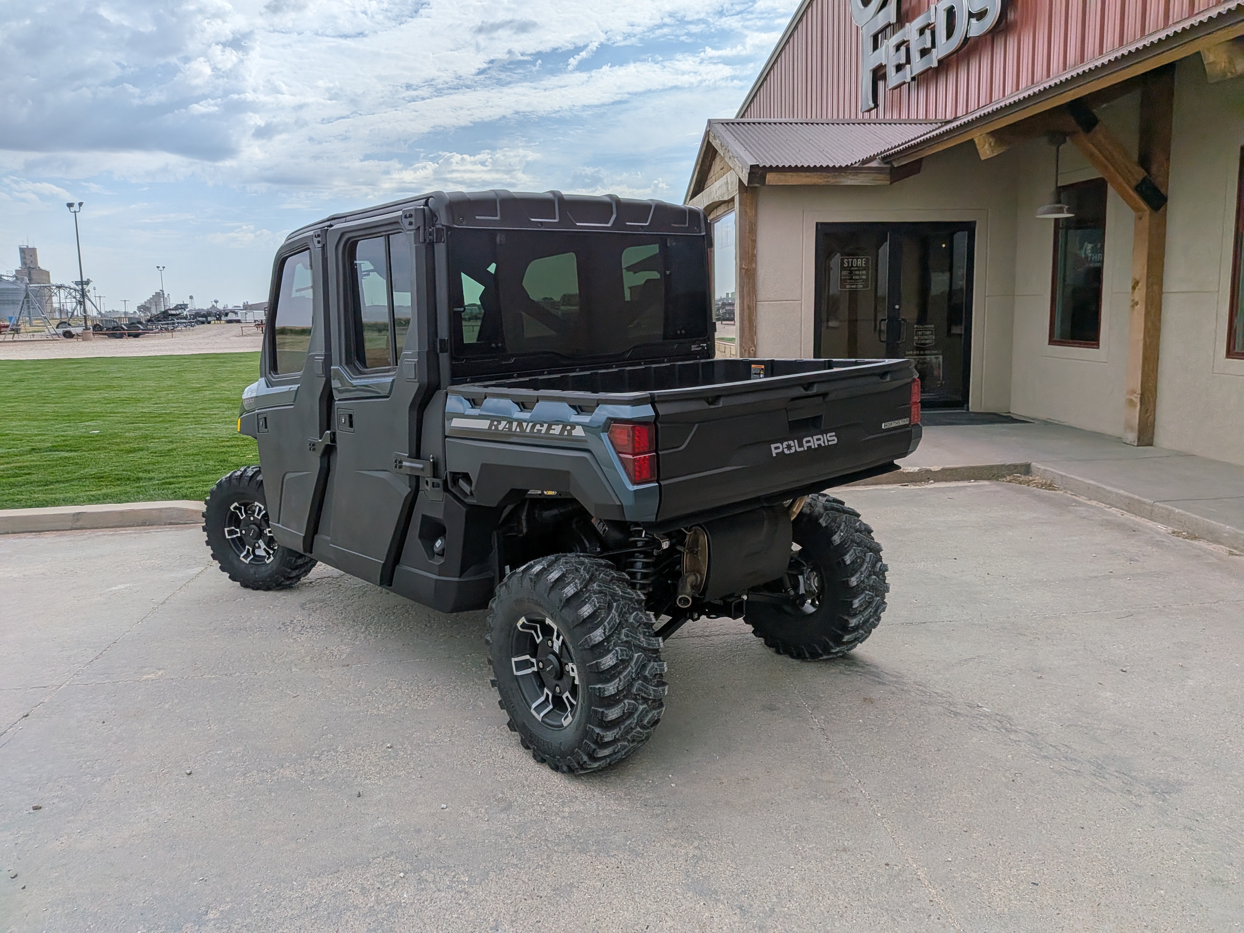 2027 Polaris Ranger Crew XP 1000 NorthStar Ultimate 7