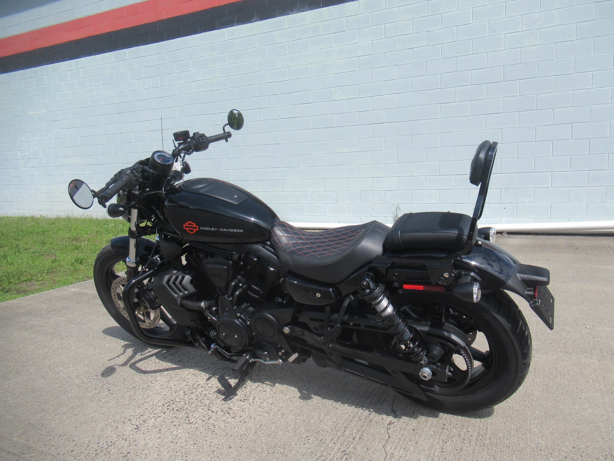 2025 Harley-Davidson Nightster® 6