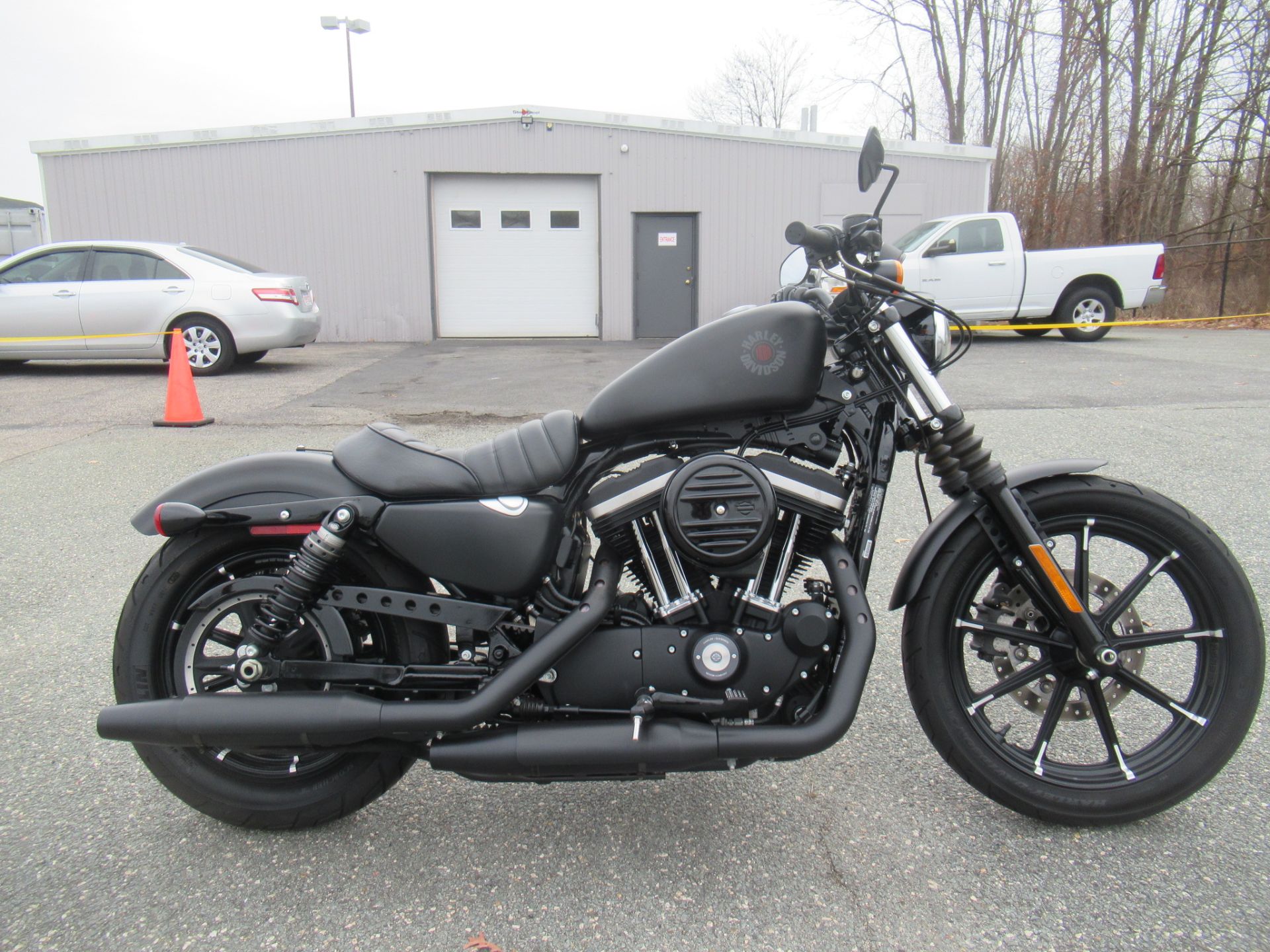 2022 Harley-Davidson Iron 883™ Motorcycles Springfield