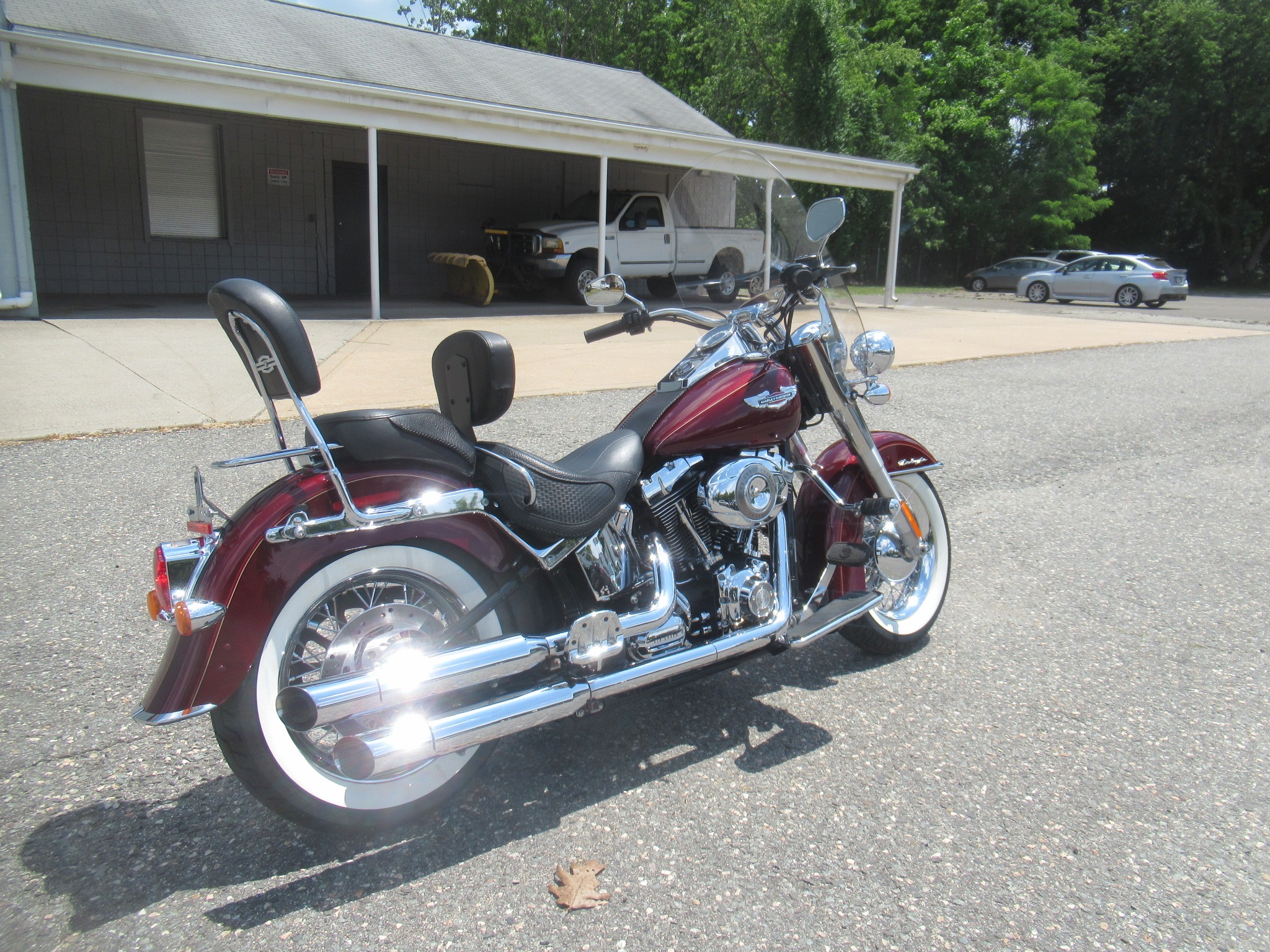 2008 Harley-Davidson Softail® Deluxe 3