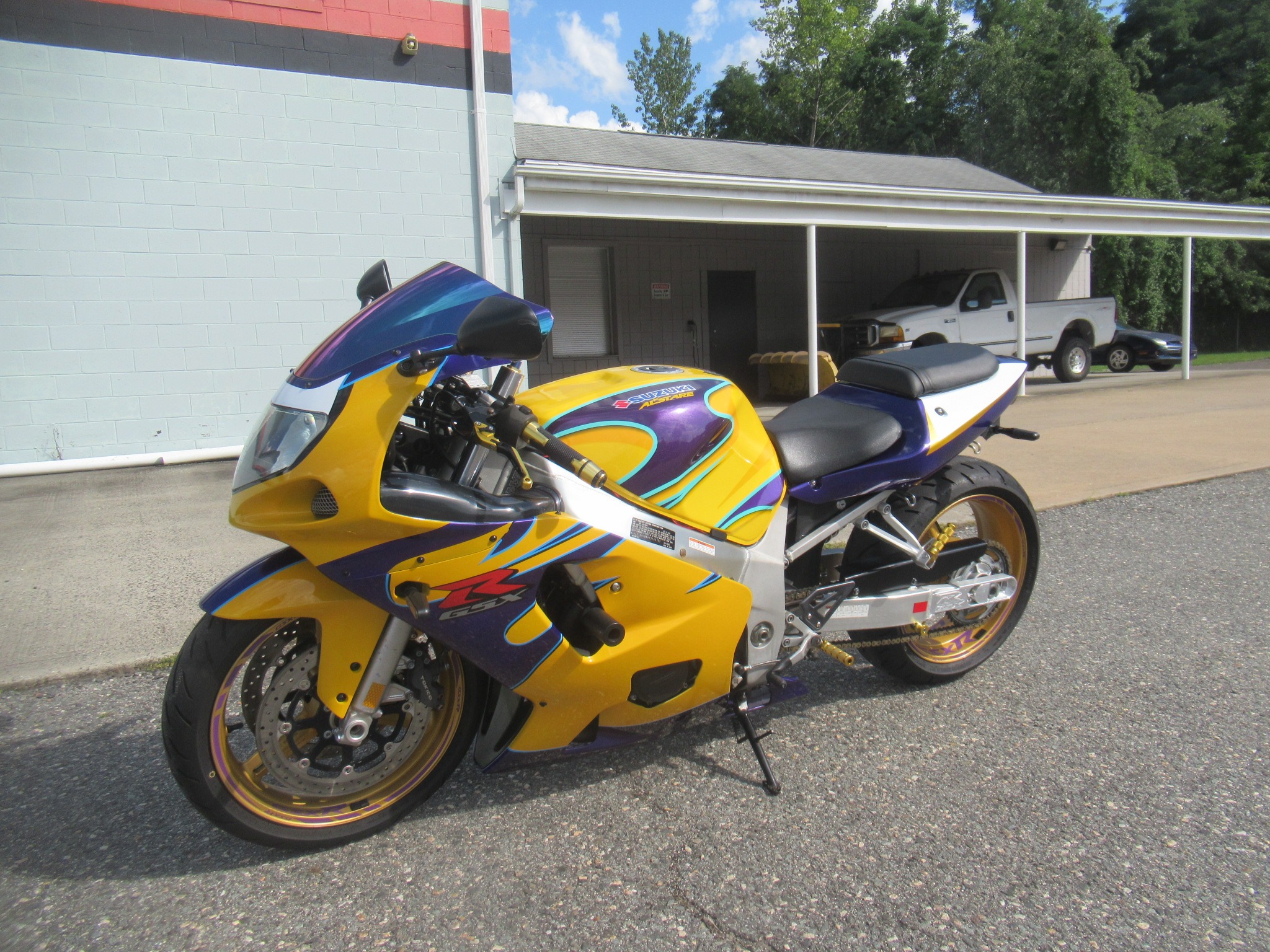 2003 Suzuki GSX-R600 8