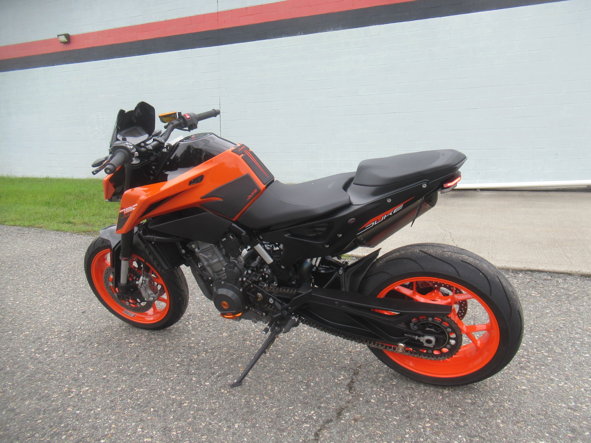 2020 KTM 790 Duke 8