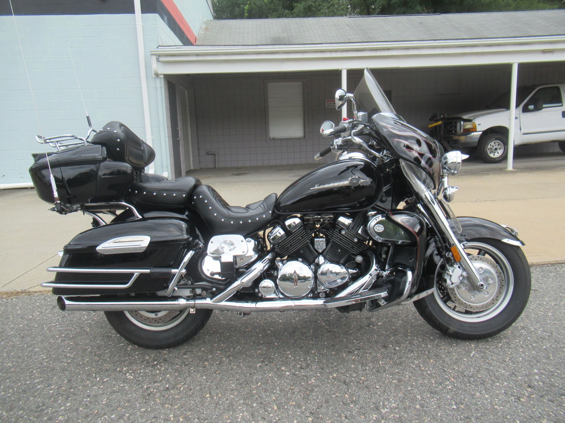2005 Yamaha Royal Star® Midnight Venture Motorcycles