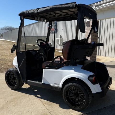 2024 E-Z-GO Freedom RXV ELiTE in New Hampton, Iowa - Photo 3