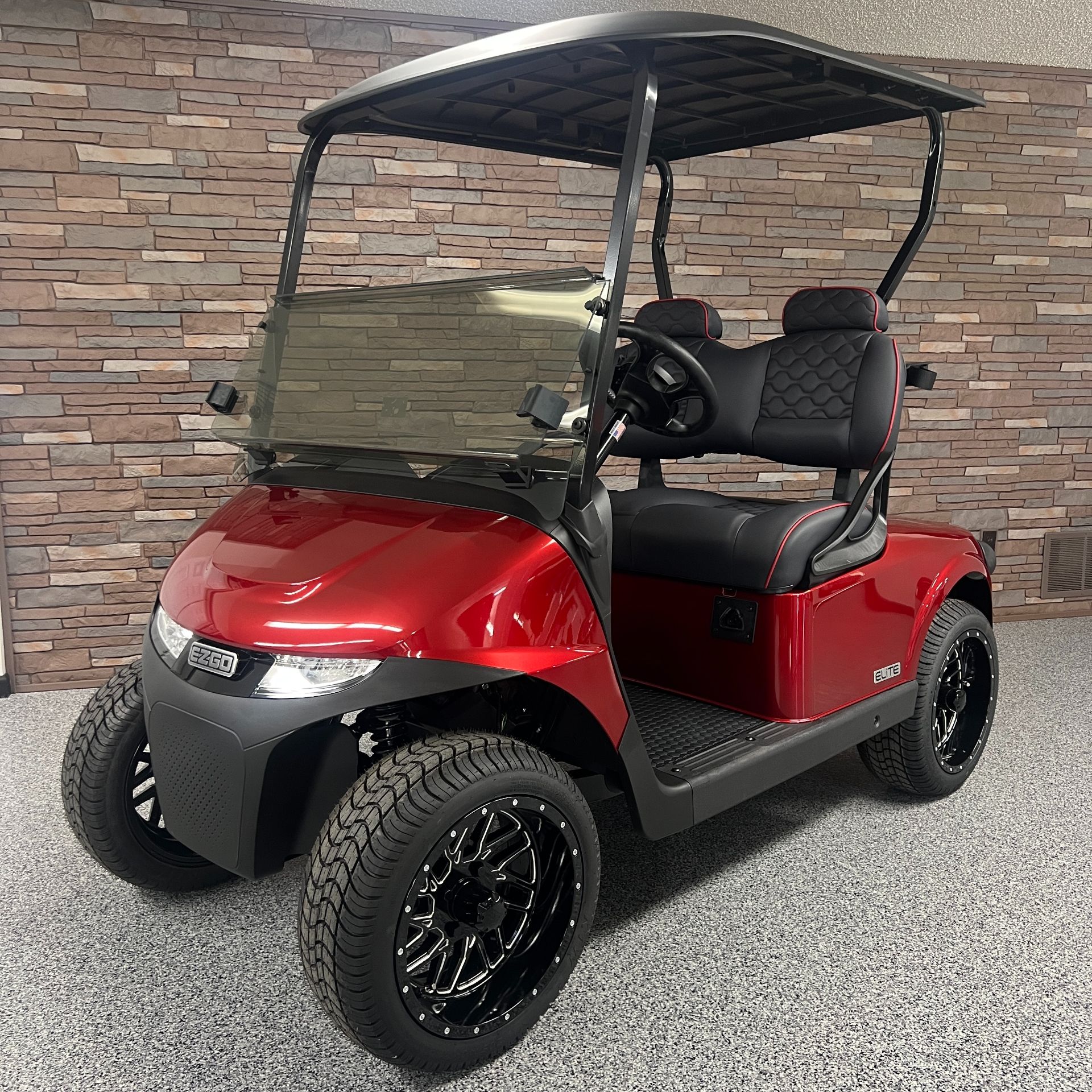 2026 E-Z-GO RXV 2 Freedom EX1 Gas in New Hampton, Iowa - Photo 1