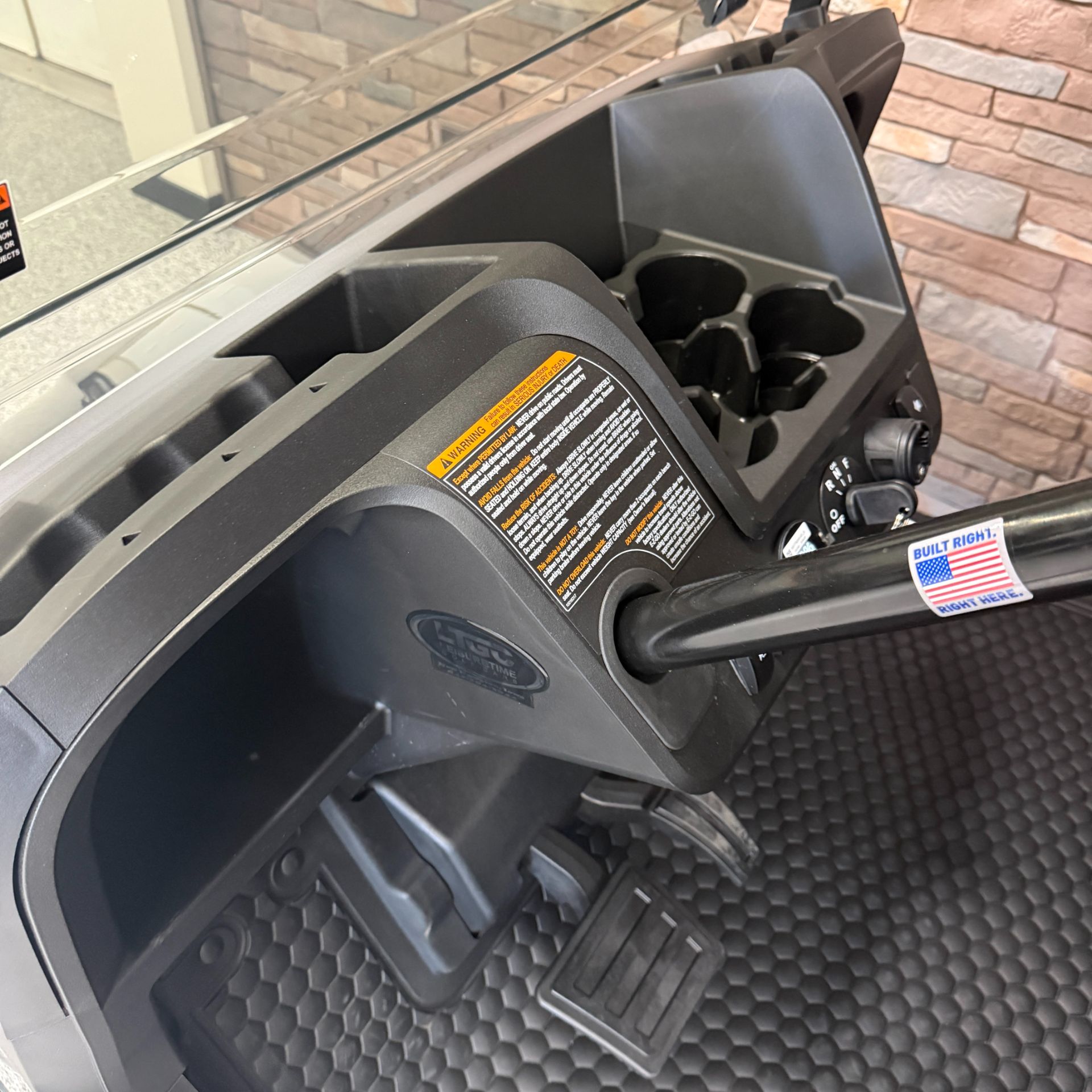 2026 E-Z-GO RXV 2 Freedom ELiTE Lithium in New Hampton, Iowa - Photo 5