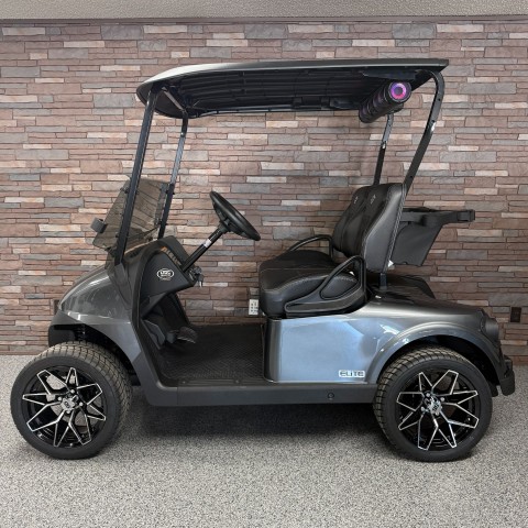 2026 E-Z-GO RXV 2 Freedom ELiTE Lithium in New Hampton, Iowa - Photo 3