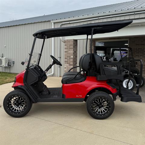 2023 E-Z-GO Express S4 ELiTE in New Hampton, Iowa - Photo 2