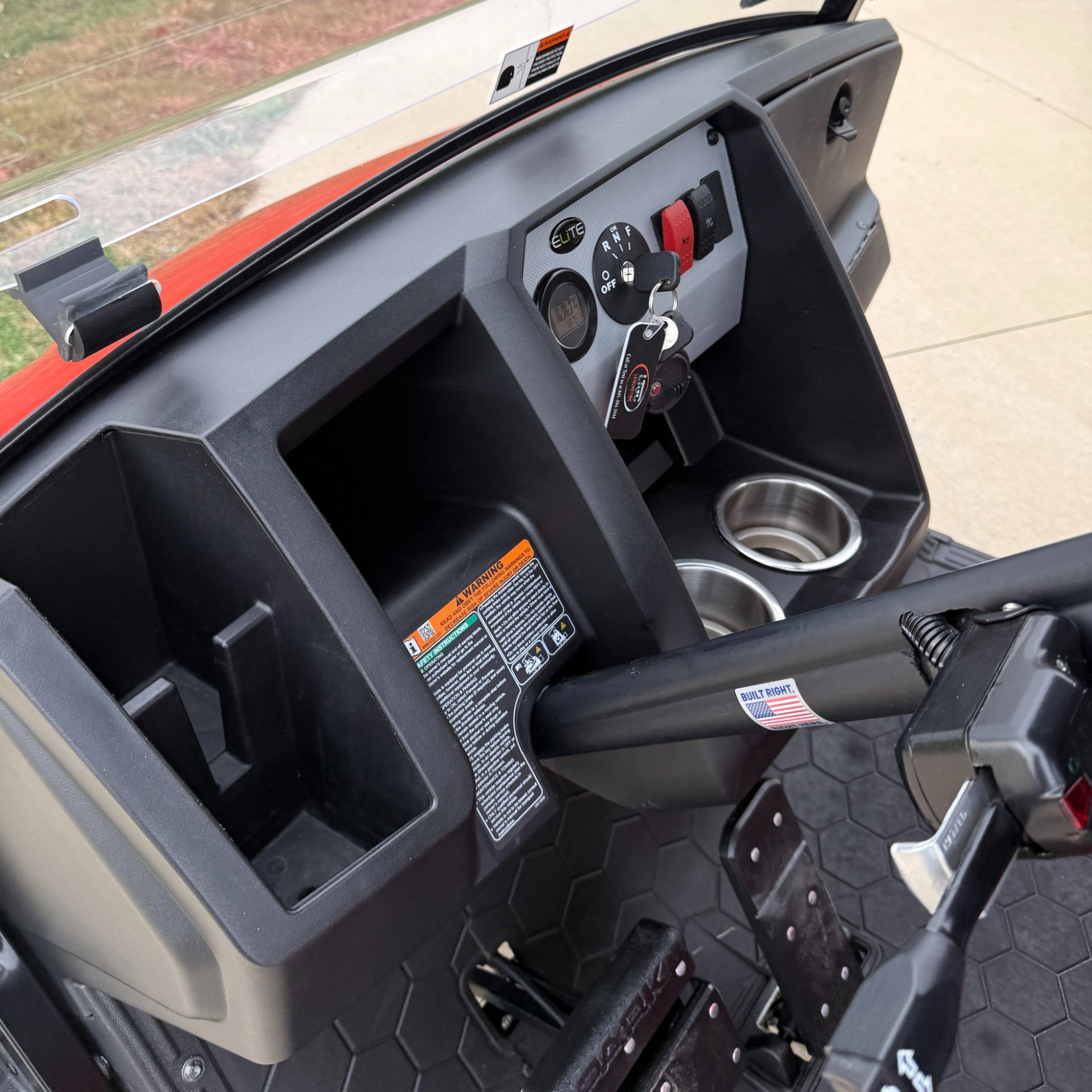 2023 E-Z-GO Express S4 ELiTE in New Hampton, Iowa - Photo 4