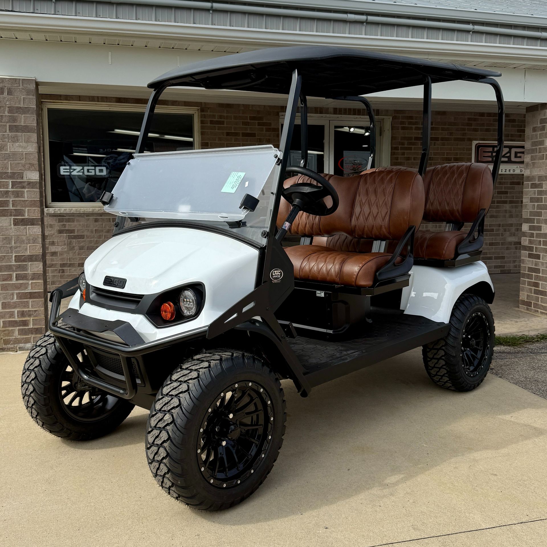 2026 E-Z-GO Liberty Explorer ELiTE Lithium in New Hampton, Iowa - Photo 1